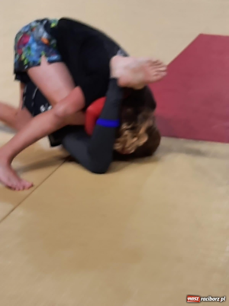 Zdjęcie w galerii na portalu naszraciborz.pl: Worek medali Łamatorów na Mistrzostwach Śląska w Ju Jitsu wiadomości z regionu