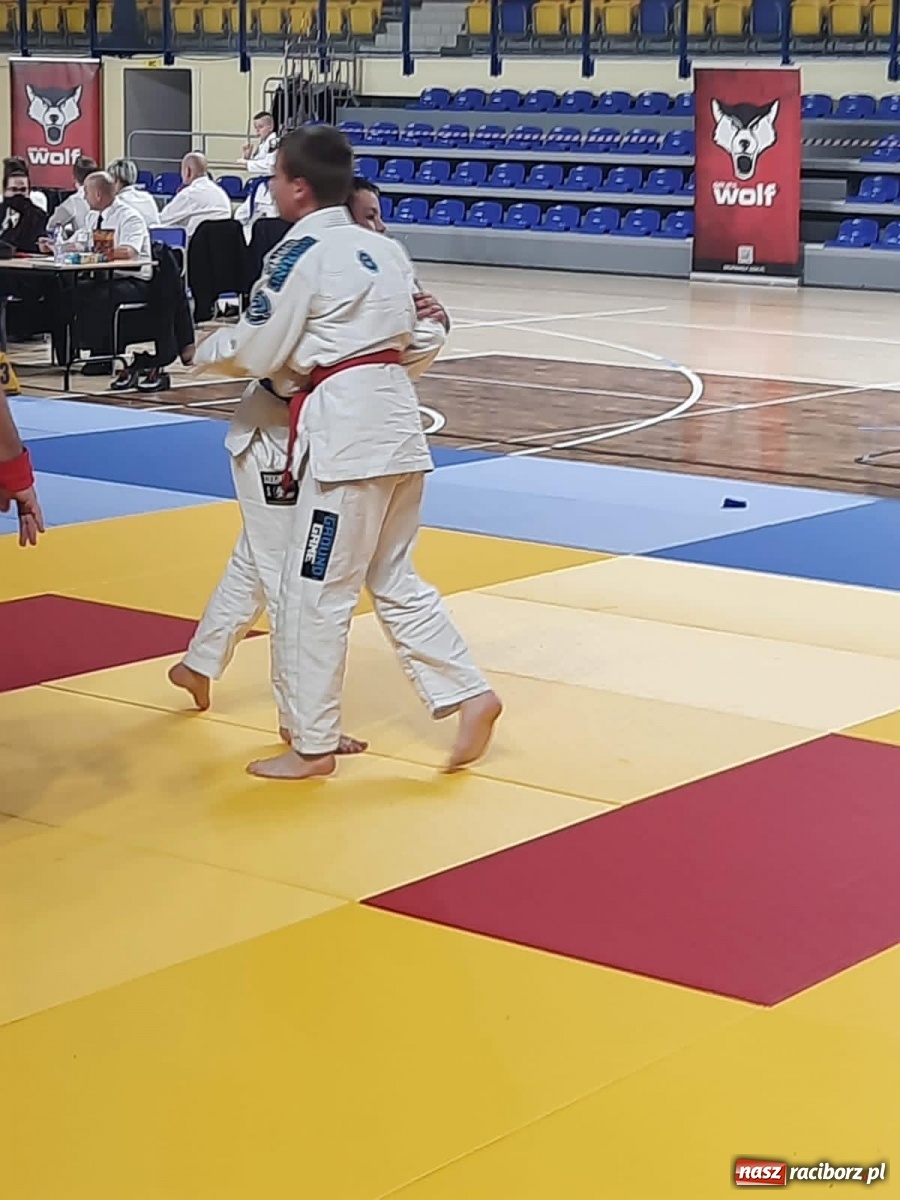 Zdjęcie w galerii na portalu naszraciborz.pl: Worek medali Łamatorów na Mistrzostwach Śląska w Ju Jitsu wiadomości z regionu