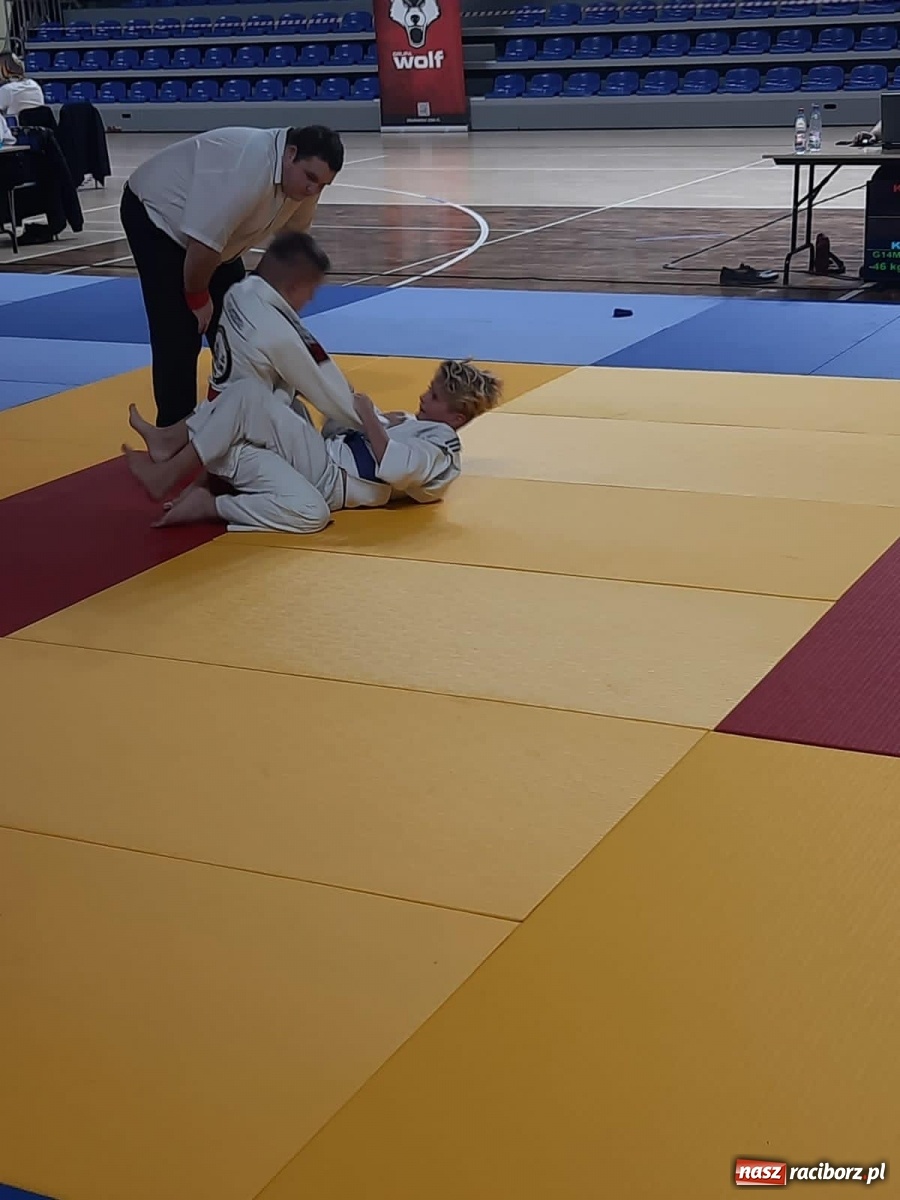 Zdjęcie w galerii na portalu naszraciborz.pl: Worek medali Łamatorów na Mistrzostwach Śląska w Ju Jitsu wiadomości z regionu