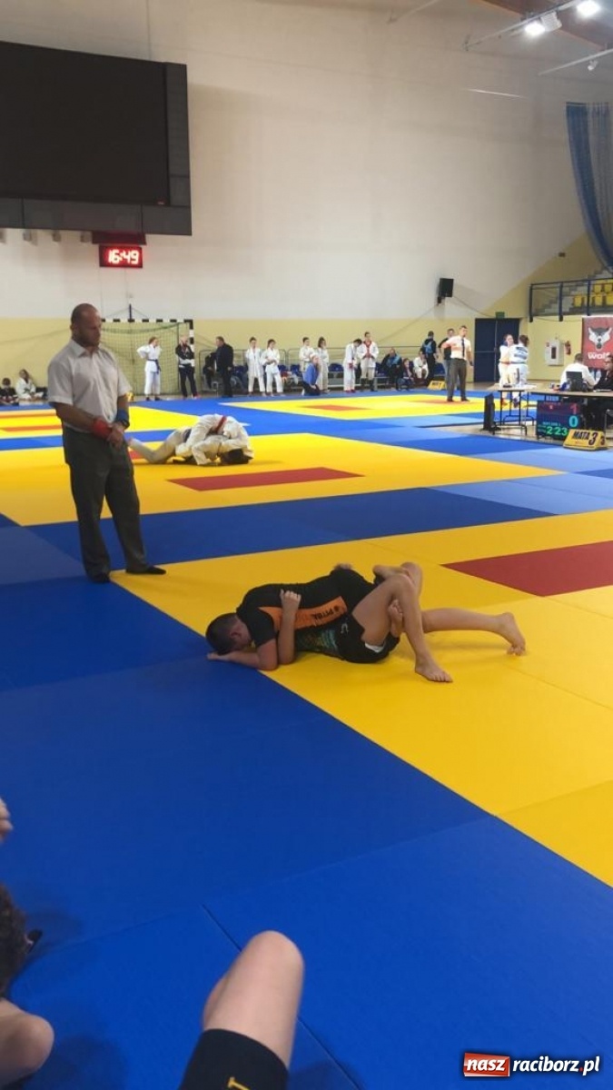 Zdjęcie w galerii na portalu naszraciborz.pl: Worek medali Łamatorów na Mistrzostwach Śląska w Ju Jitsu wiadomości z regionu