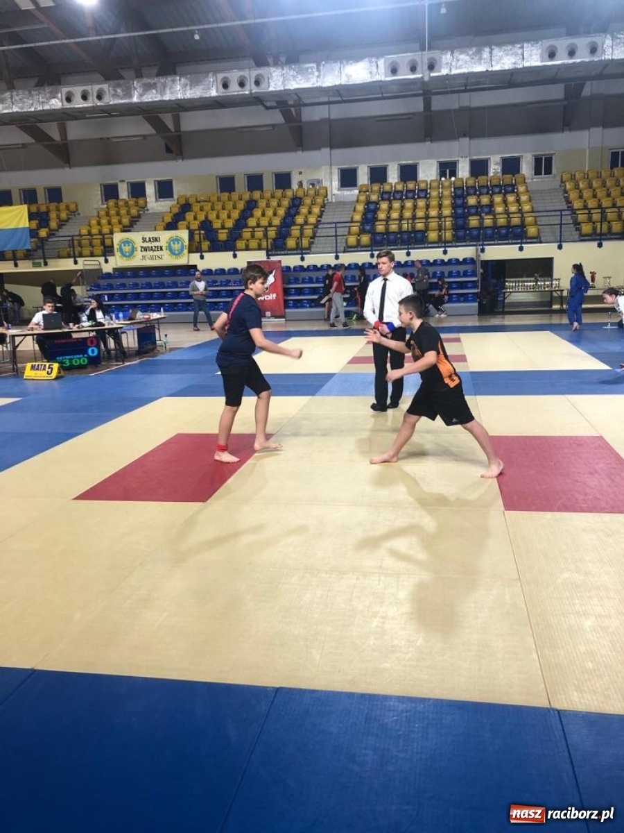 Zdjęcie w galerii na portalu naszraciborz.pl: Worek medali Łamatorów na Mistrzostwach Śląska w Ju Jitsu wiadomości z regionu