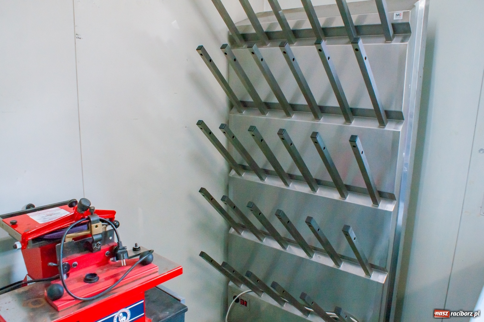 Zdjęcie w galerii na portalu naszraciborz.pl: Królewski test raciborskiego lodowiska [FOTO i WIDEO] wiadomości z regionu