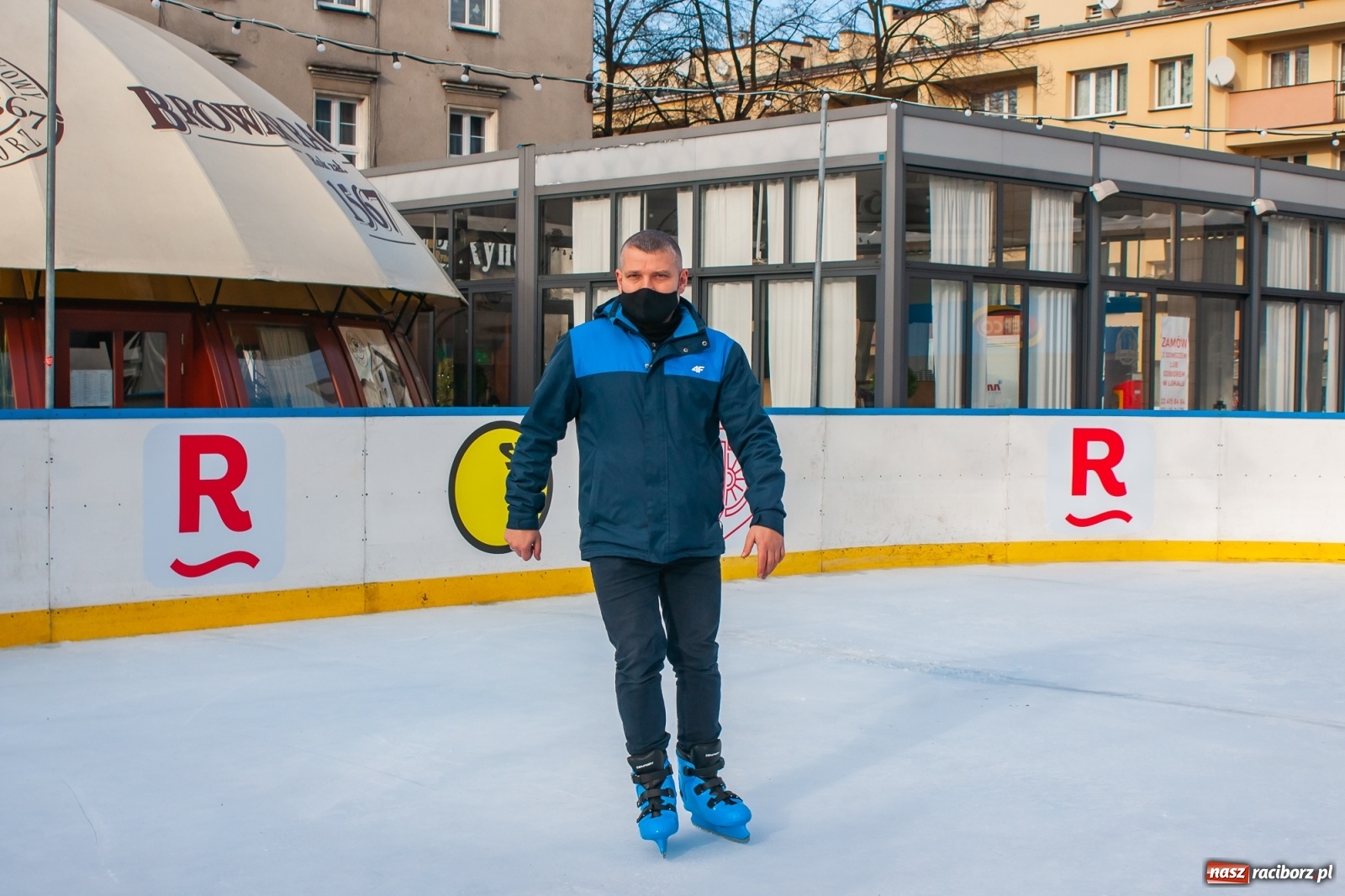 Zdjęcie w galerii na portalu naszraciborz.pl: Królewski test raciborskiego lodowiska [FOTO i WIDEO] wiadomości z regionu