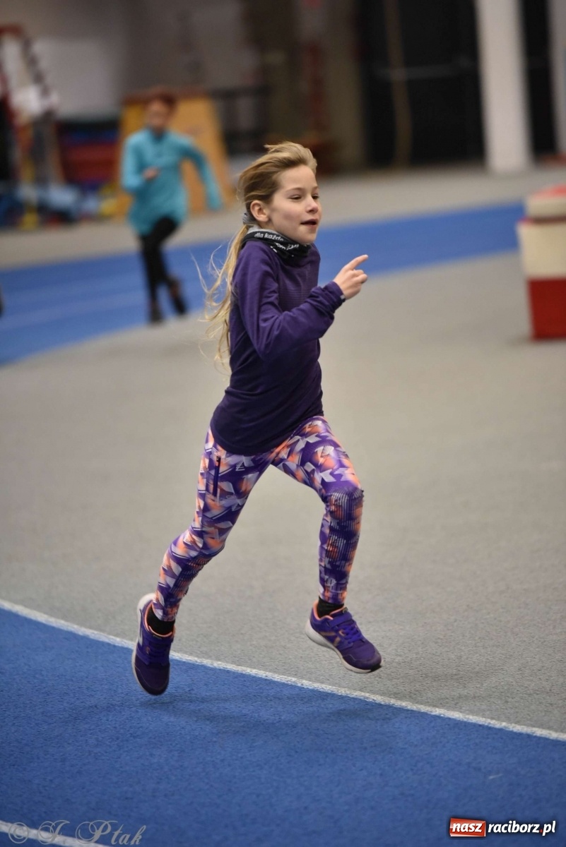 Zdjęcie w galerii na portalu naszraciborz.pl: Justyna Święty-Ersetic zrobiła niespodziankę młodym lekkoatletom wiadomości z regionu