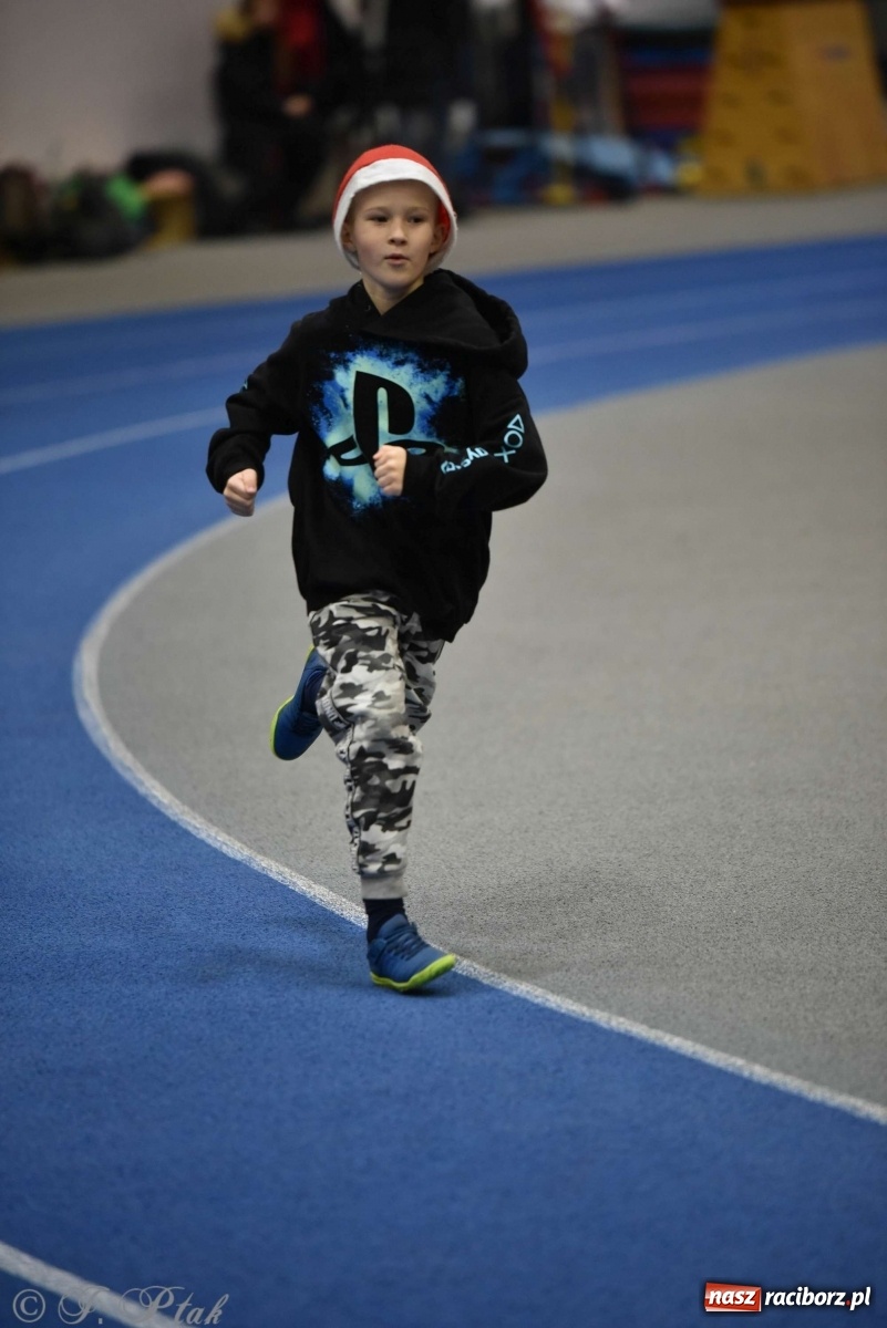 Zdjęcie w galerii na portalu naszraciborz.pl: Justyna Święty-Ersetic zrobiła niespodziankę młodym lekkoatletom wiadomości z regionu