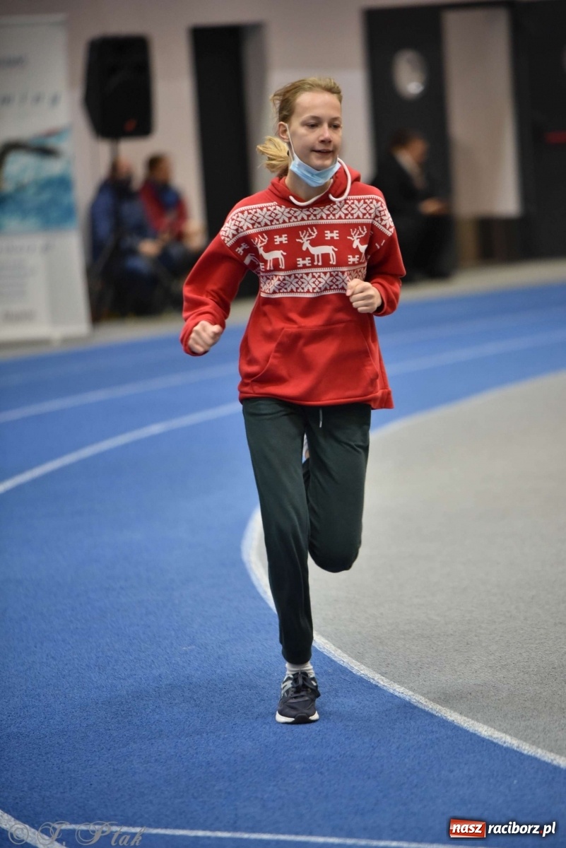 Zdjęcie w galerii na portalu naszraciborz.pl: Justyna Święty-Ersetic zrobiła niespodziankę młodym lekkoatletom wiadomości z regionu