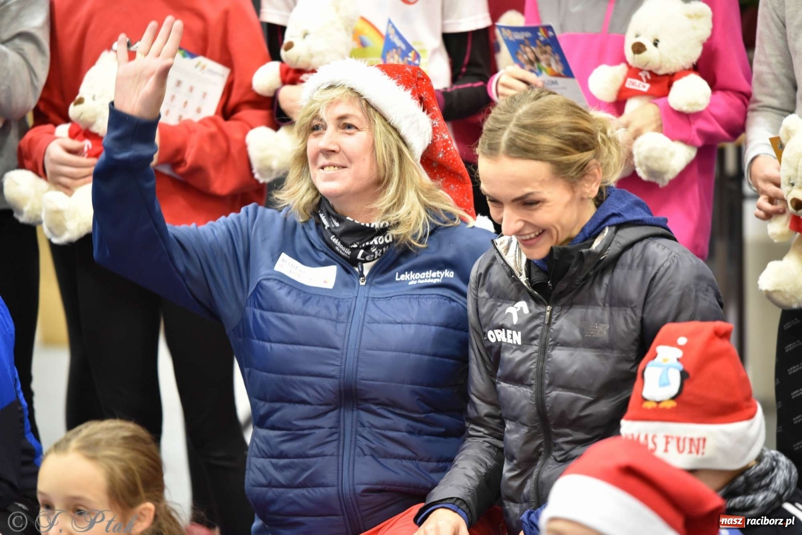 Zdjęcie w galerii na portalu naszraciborz.pl: Justyna Święty-Ersetic zrobiła niespodziankę młodym lekkoatletom wiadomości z regionu