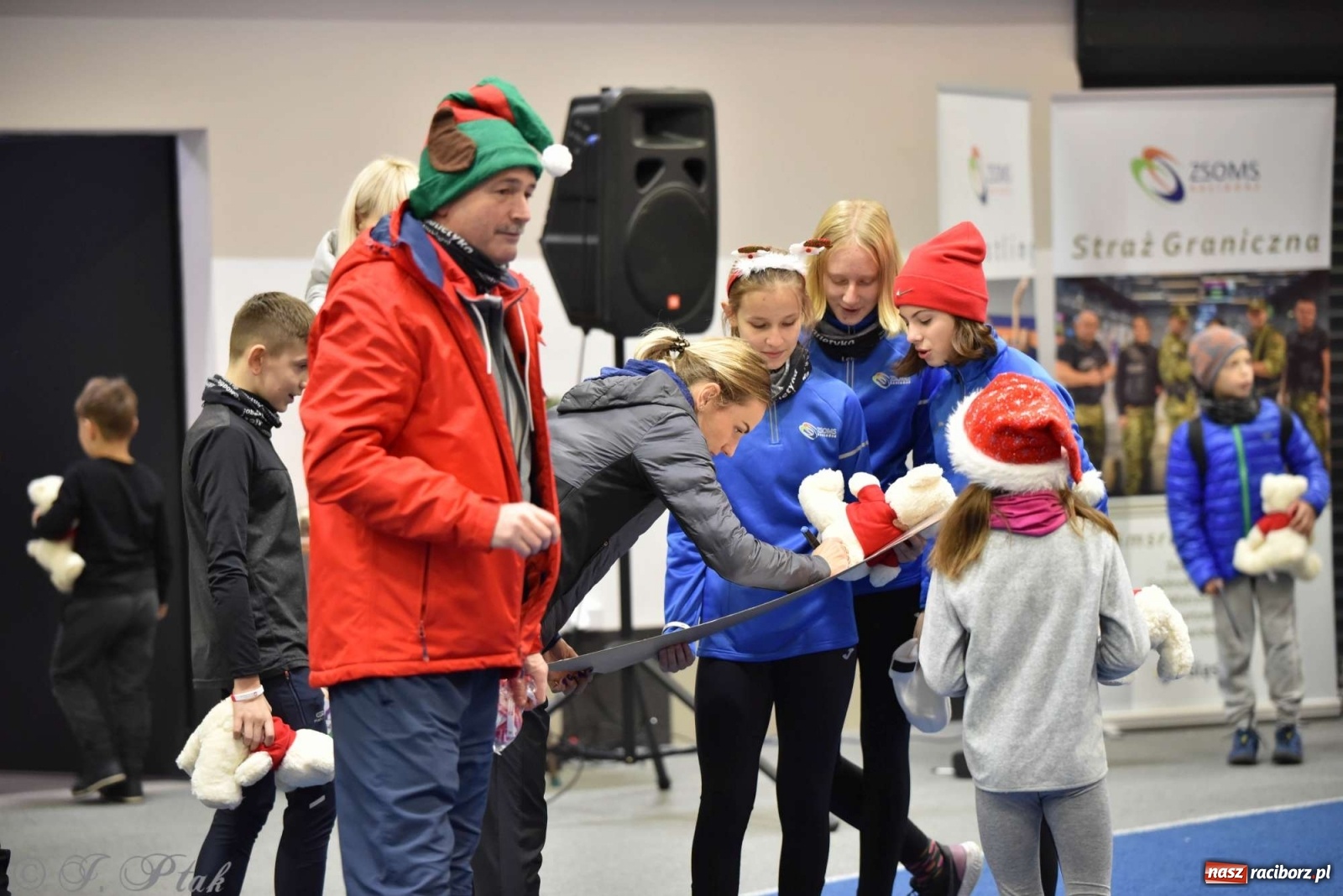Zdjęcie w galerii na portalu naszraciborz.pl: Justyna Święty-Ersetic zrobiła niespodziankę młodym lekkoatletom wiadomości z regionu
