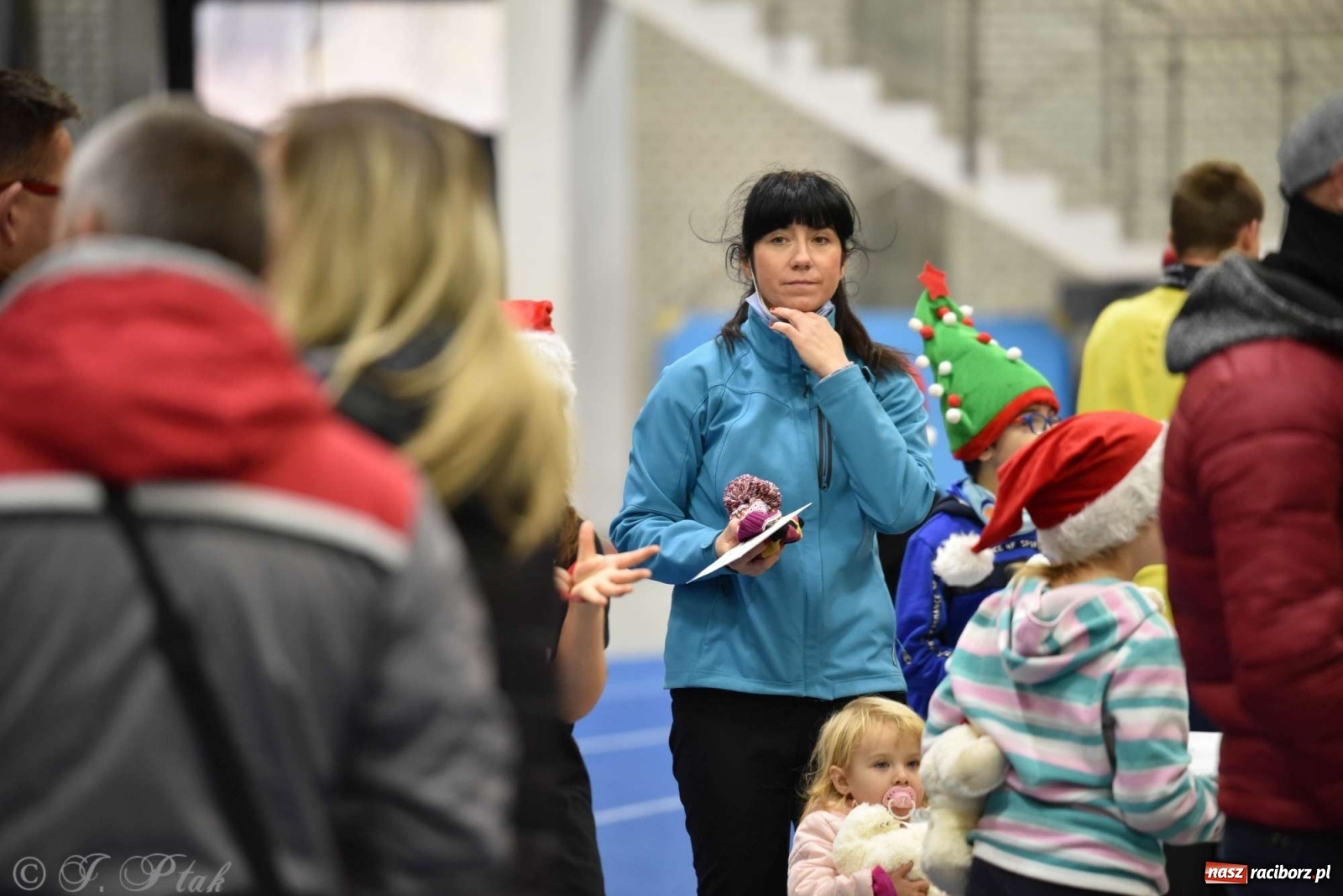 Zdjęcie w galerii na portalu naszraciborz.pl: Justyna Święty-Ersetic zrobiła niespodziankę młodym lekkoatletom wiadomości z regionu