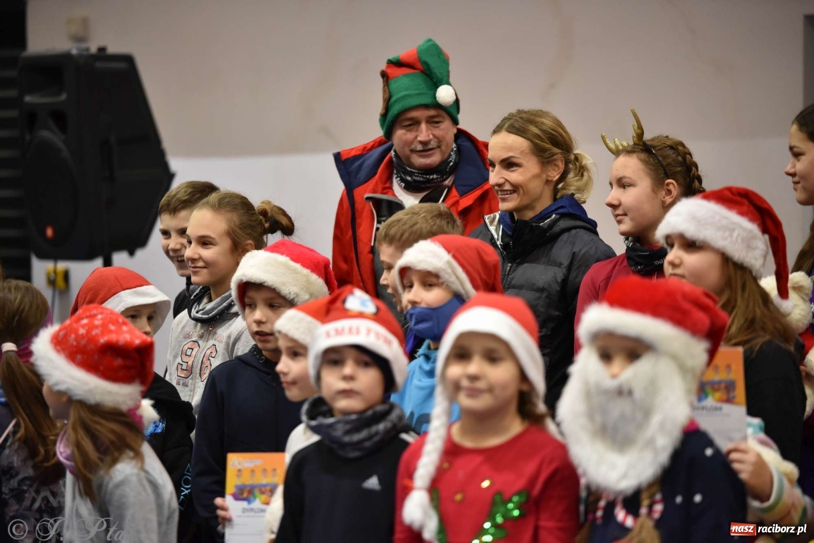 Zdjęcie w galerii na portalu naszraciborz.pl: Justyna Święty-Ersetic zrobiła niespodziankę młodym lekkoatletom wiadomości z regionu