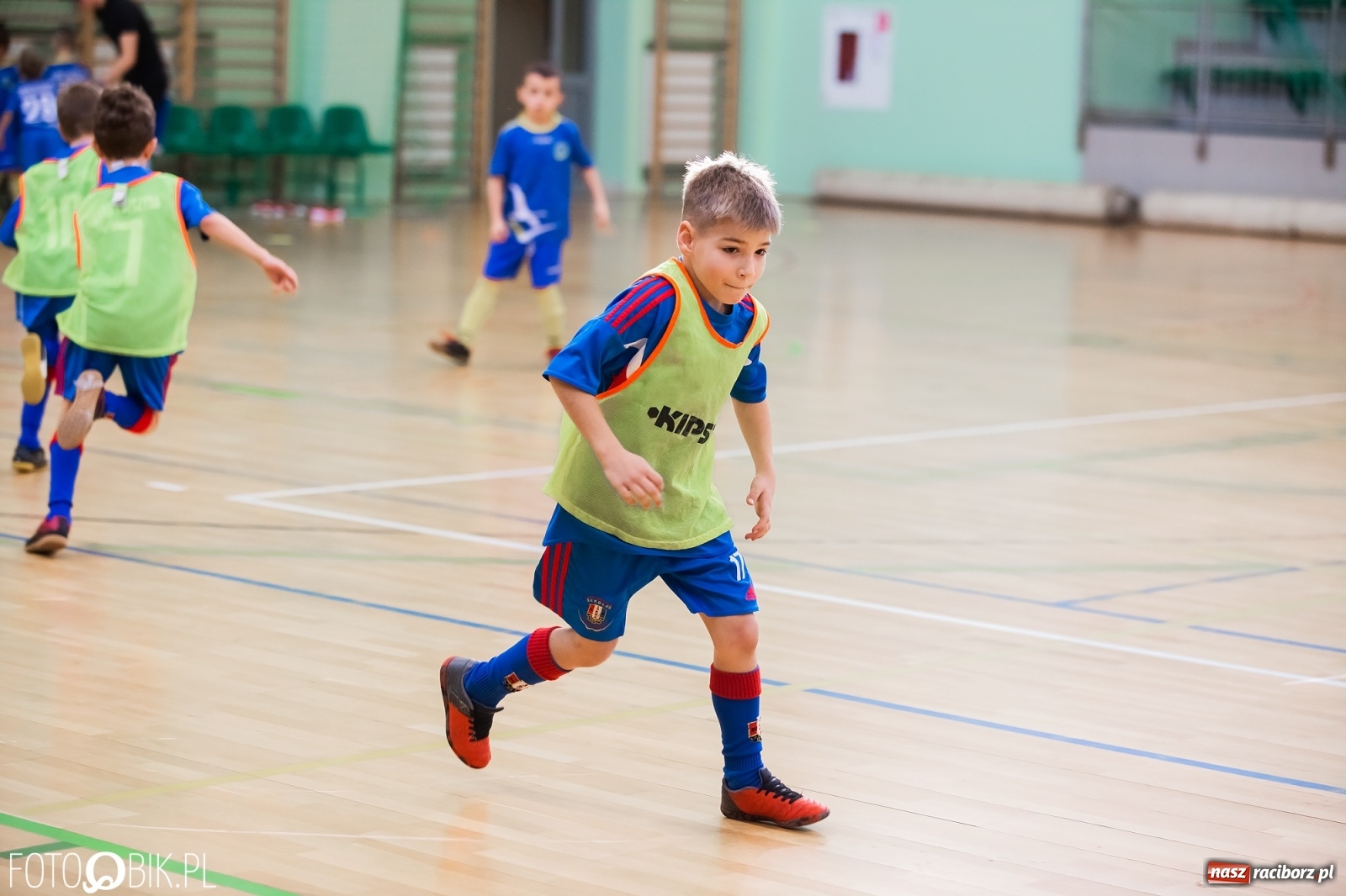 Zdjęcie w galerii na portalu naszraciborz.pl: Drugi dzień zmagań piłkarskich w Arenie Rafako wiadomości z regionu