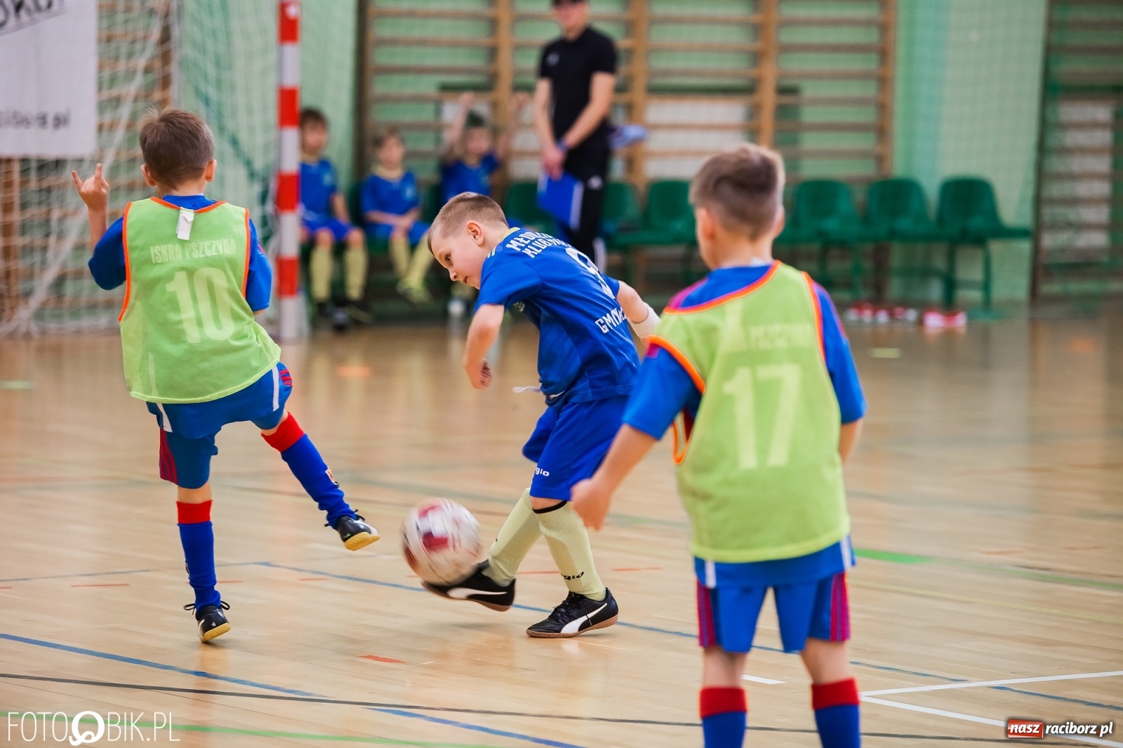 Zdjęcie w galerii na portalu naszraciborz.pl: Drugi dzień zmagań piłkarskich w Arenie Rafako wiadomości z regionu