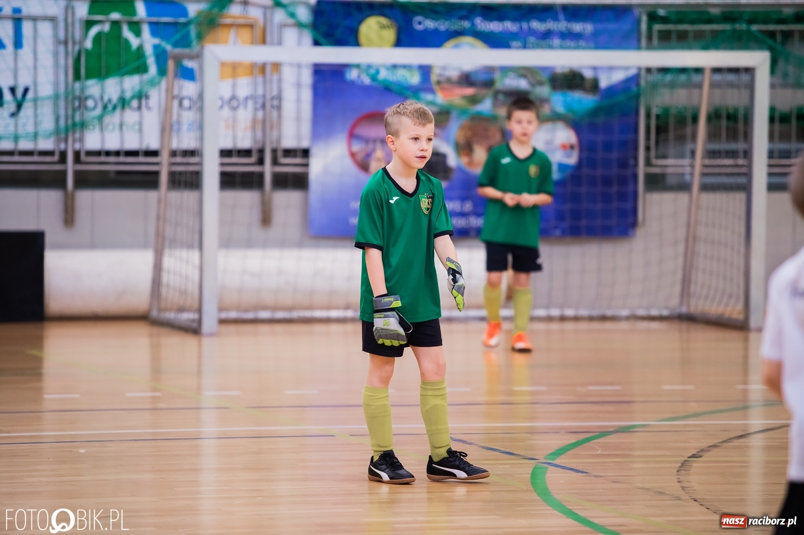 Zdjęcie w galerii na portalu naszraciborz.pl: Drugi dzień zmagań piłkarskich w Arenie Rafako wiadomości z regionu