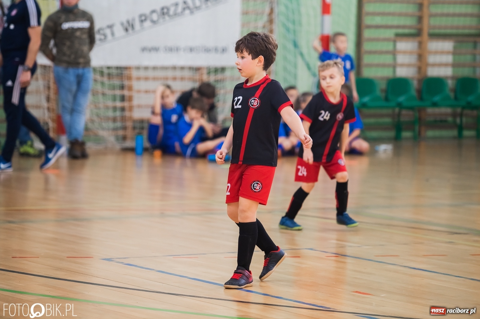 Zdjęcie w galerii na portalu naszraciborz.pl: Drugi dzień zmagań piłkarskich w Arenie Rafako wiadomości z regionu
