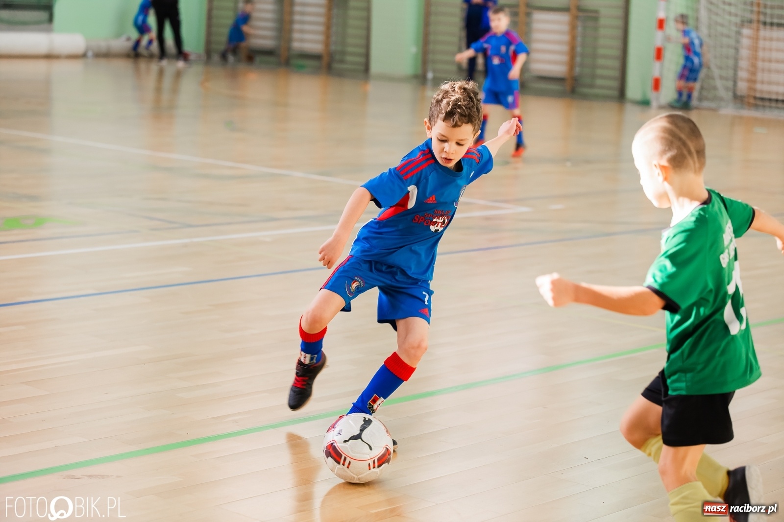 Zdjęcie w galerii na portalu naszraciborz.pl: Drugi dzień zmagań piłkarskich w Arenie Rafako wiadomości z regionu