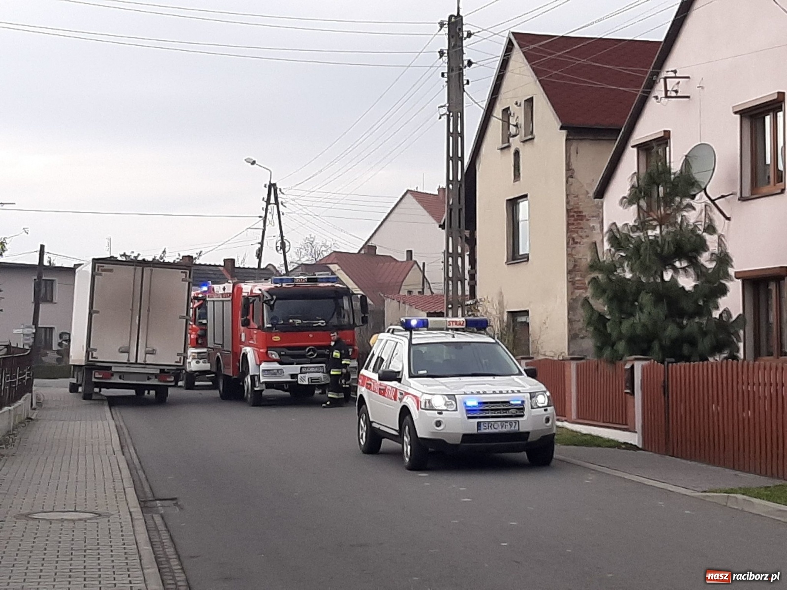 Zdjęcie w galerii na portalu naszraciborz.pl: Rozszczelniony komin przyczyną pożaru w Tworkowie wiadomości z regionu