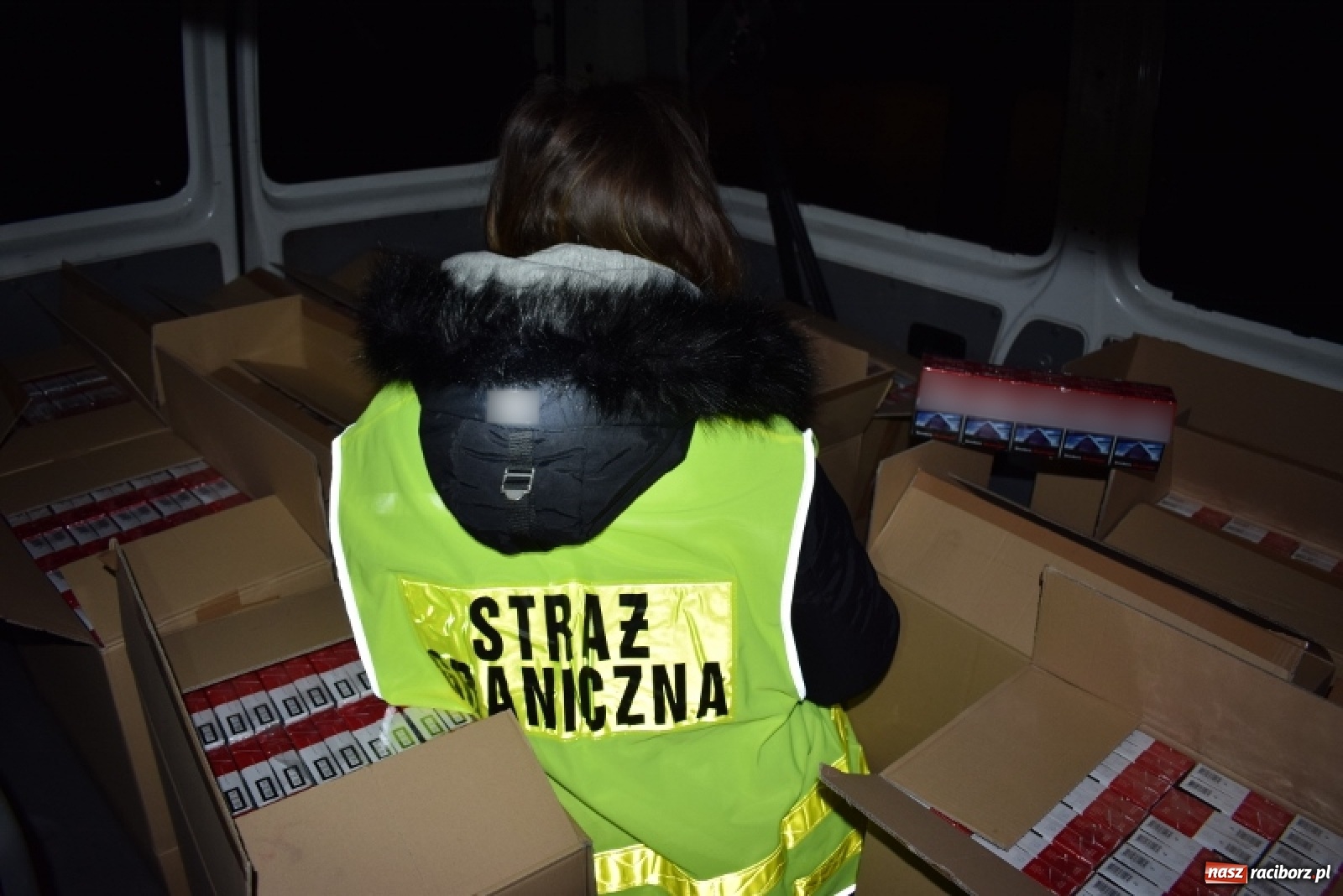 Zdjęcie w galerii na portalu naszraciborz.pl: Straż Graniczna przejęła kontrabandę za prawie pół miliona złotych wiadomości z regionu