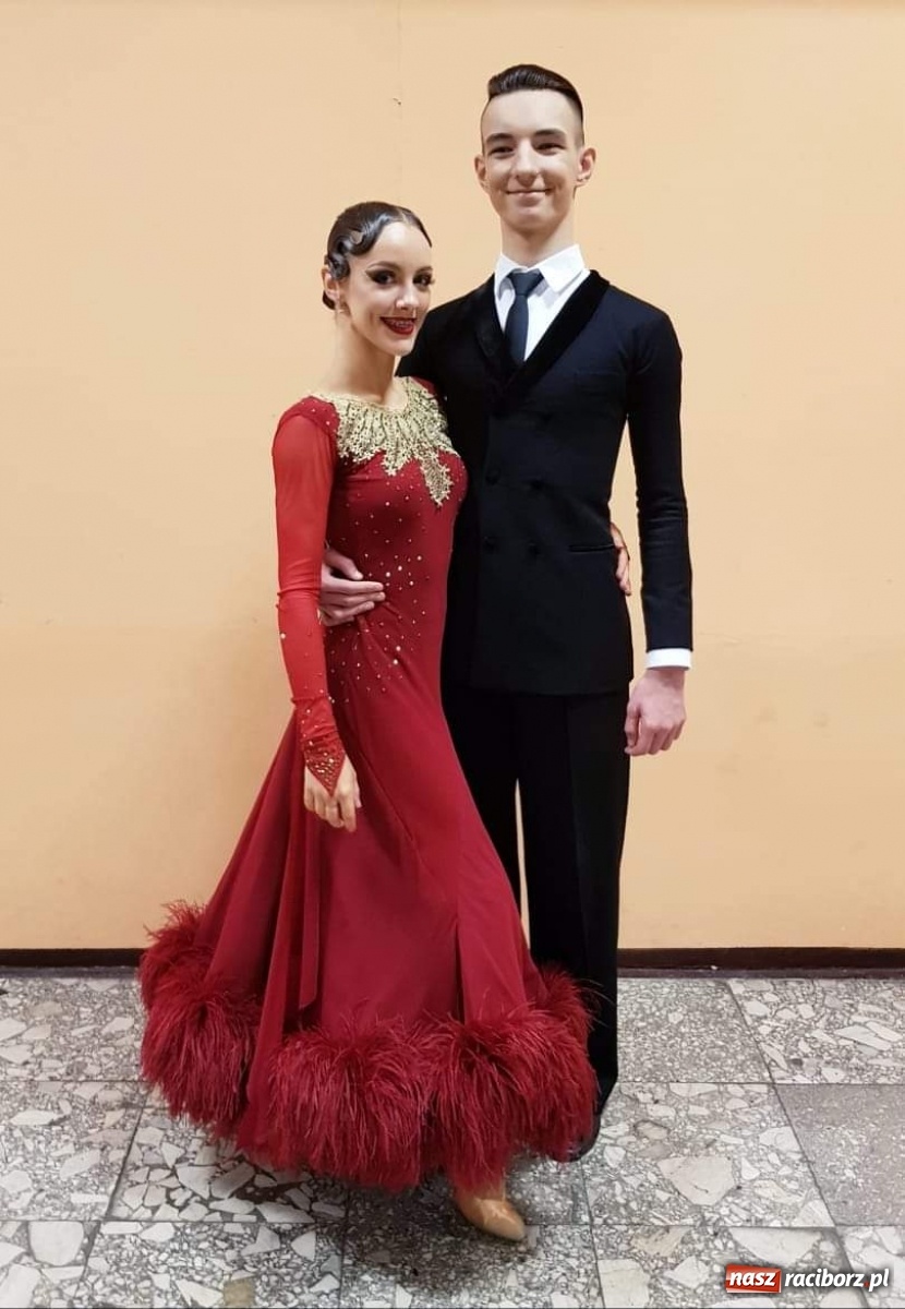 Zdjęcie w galerii na portalu naszraciborz.pl: Taneczny sukces Jakuba Ciesielskiego i Zuzanny Rytych wiadomości z regionu