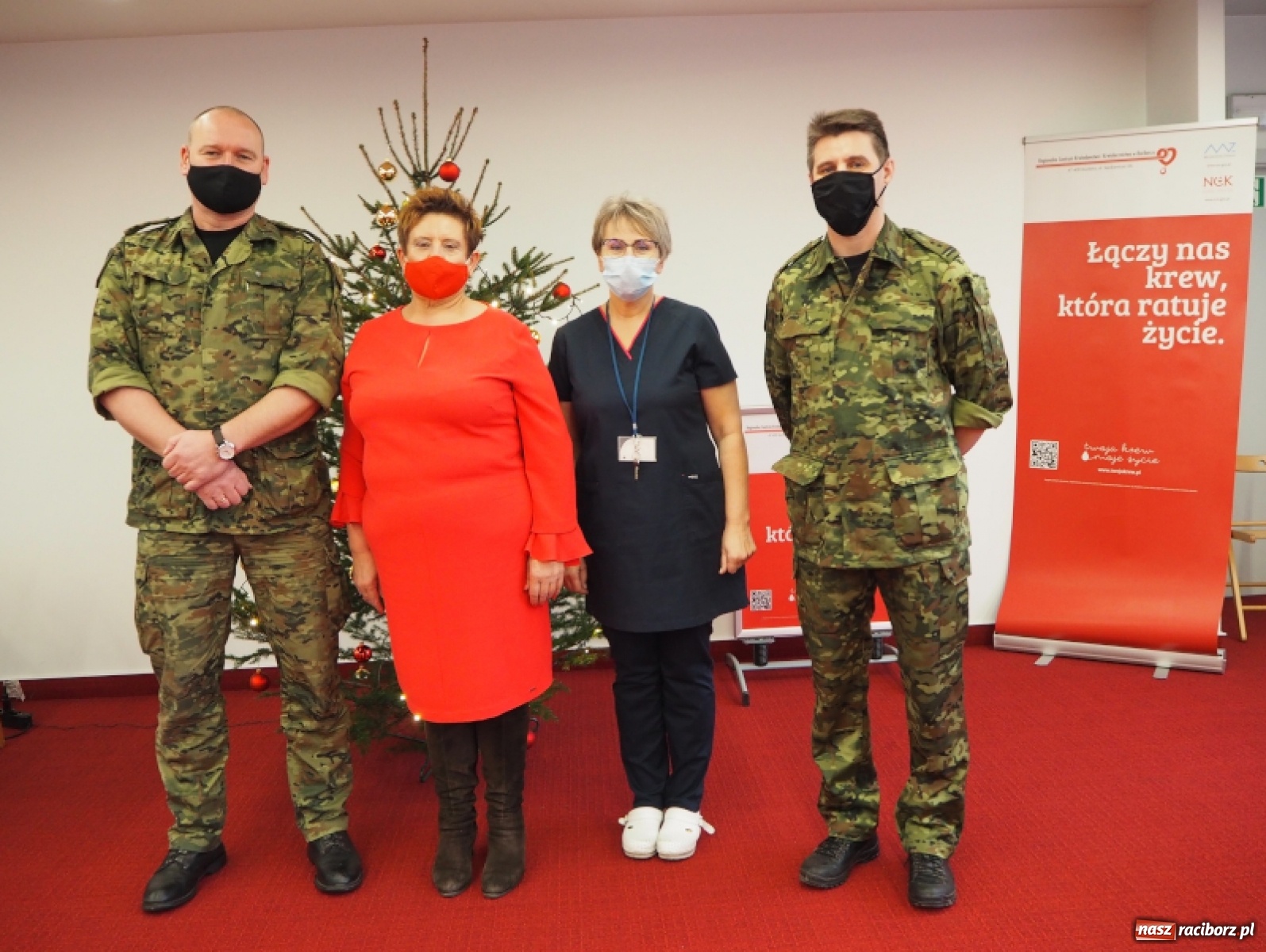 Zdjęcie w galerii na portalu naszraciborz.pl: Kolejni pogranicznicy ozdrowieńcy oddają osocze  wiadomości z regionu