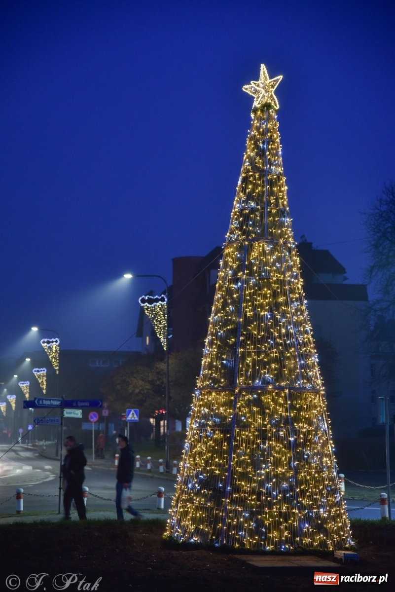 Zdjęcie w galerii na portalu naszraciborz.pl: Przedświąteczne pocztówki z Raciborza wiadomości z regionu