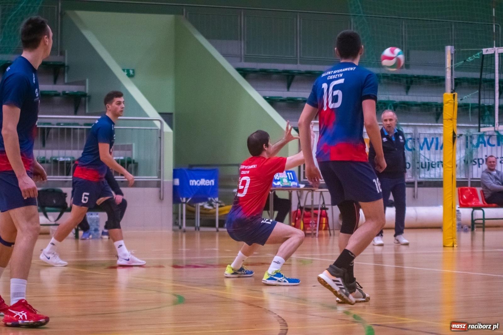 Zdjęcie w galerii na portalu naszraciborz.pl: Pierwszy set przespany, cały mecz przegrany [FOTO i WIDEO] wiadomości z regionu