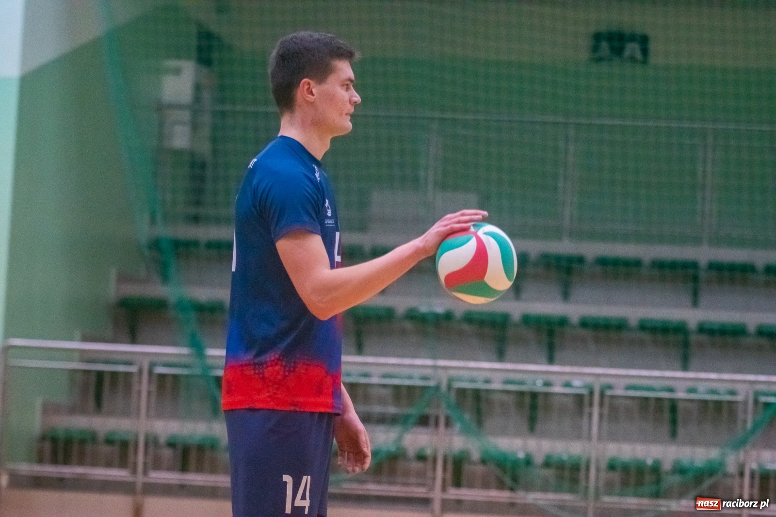 Zdjęcie w galerii na portalu naszraciborz.pl: Pierwszy set przespany, cały mecz przegrany [FOTO i WIDEO] wiadomości z regionu