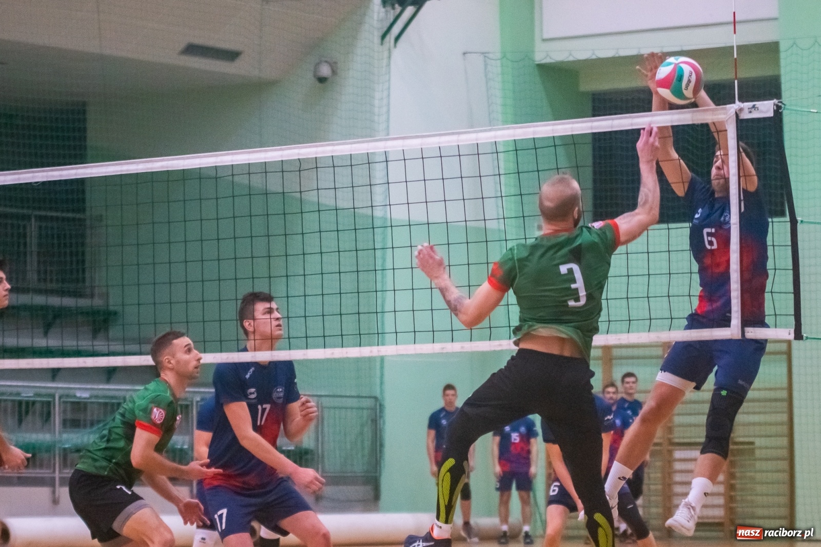 Zdjęcie w galerii na portalu naszraciborz.pl: Pierwszy set przespany, cały mecz przegrany [FOTO i WIDEO] wiadomości z regionu