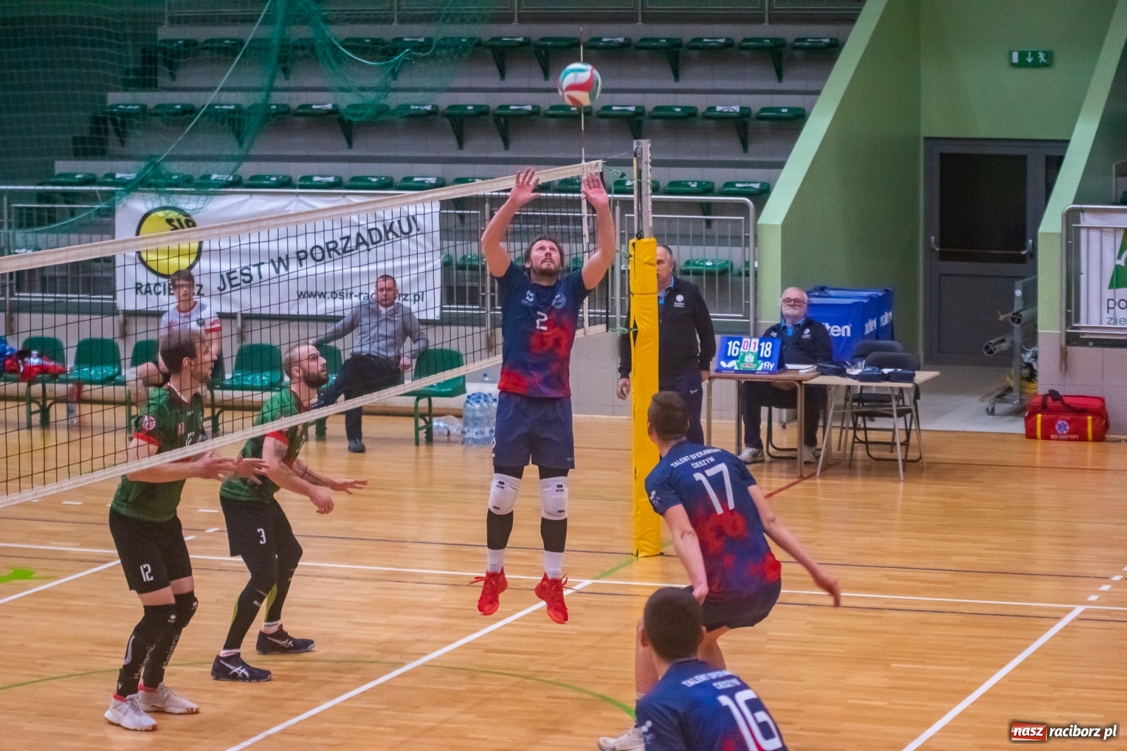 Zdjęcie w galerii na portalu naszraciborz.pl: Pierwszy set przespany, cały mecz przegrany [FOTO i WIDEO] wiadomości z regionu