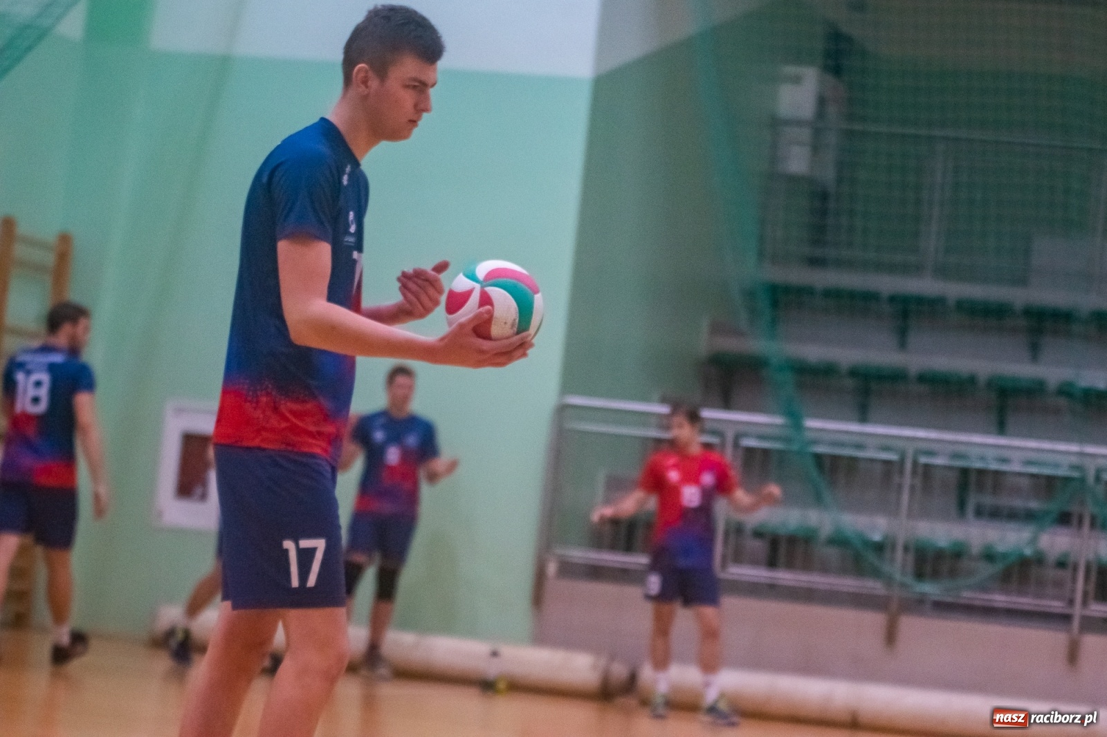 Zdjęcie w galerii na portalu naszraciborz.pl: Pierwszy set przespany, cały mecz przegrany [FOTO i WIDEO] wiadomości z regionu