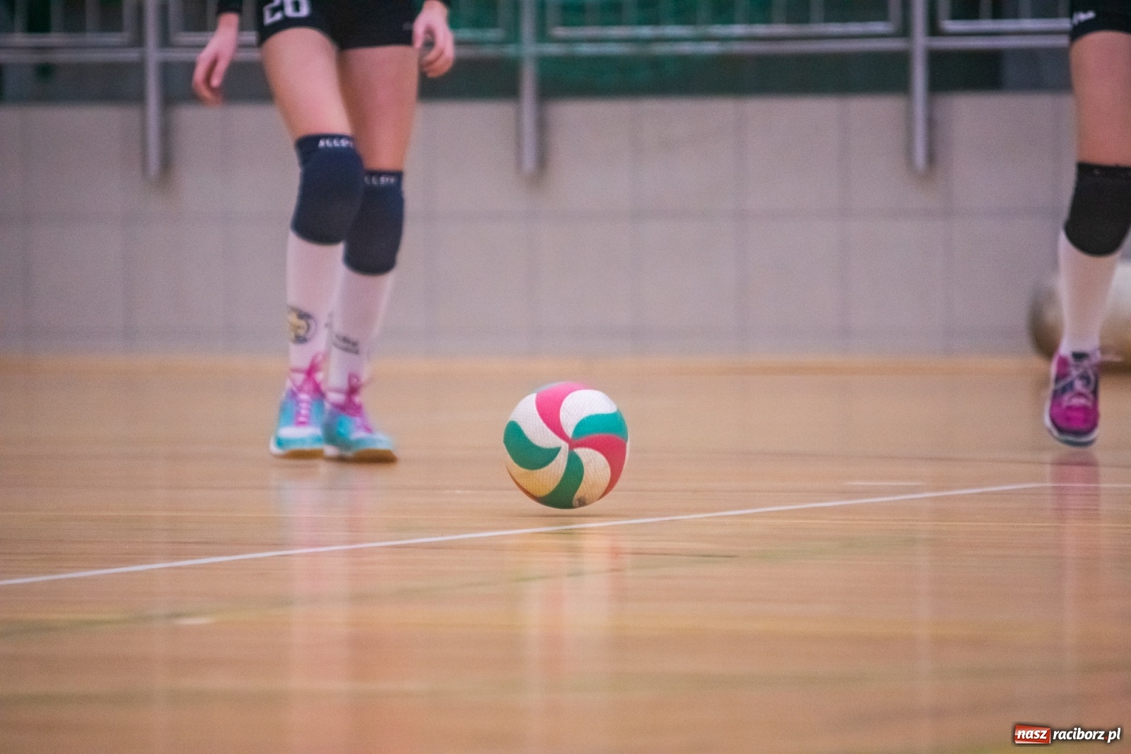 Zdjęcie w galerii na portalu naszraciborz.pl: RLPS. Drugi turniej kobiet w Arenie Rafako [FOTO i WIDEO] wiadomości z regionu
