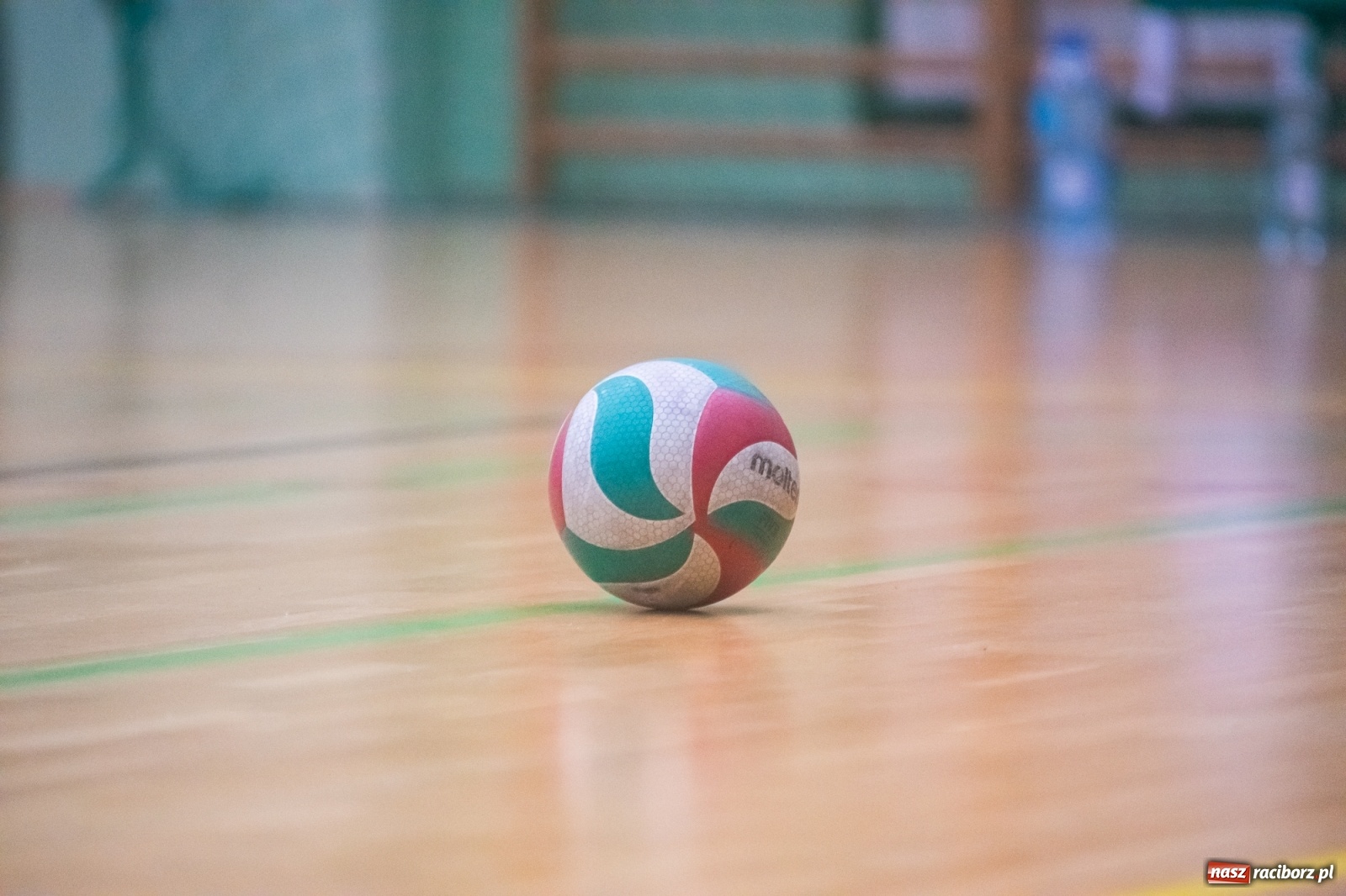 Zdjęcie w galerii na portalu naszraciborz.pl: RLPS. Drugi turniej kobiet w Arenie Rafako [FOTO i WIDEO] wiadomości z regionu