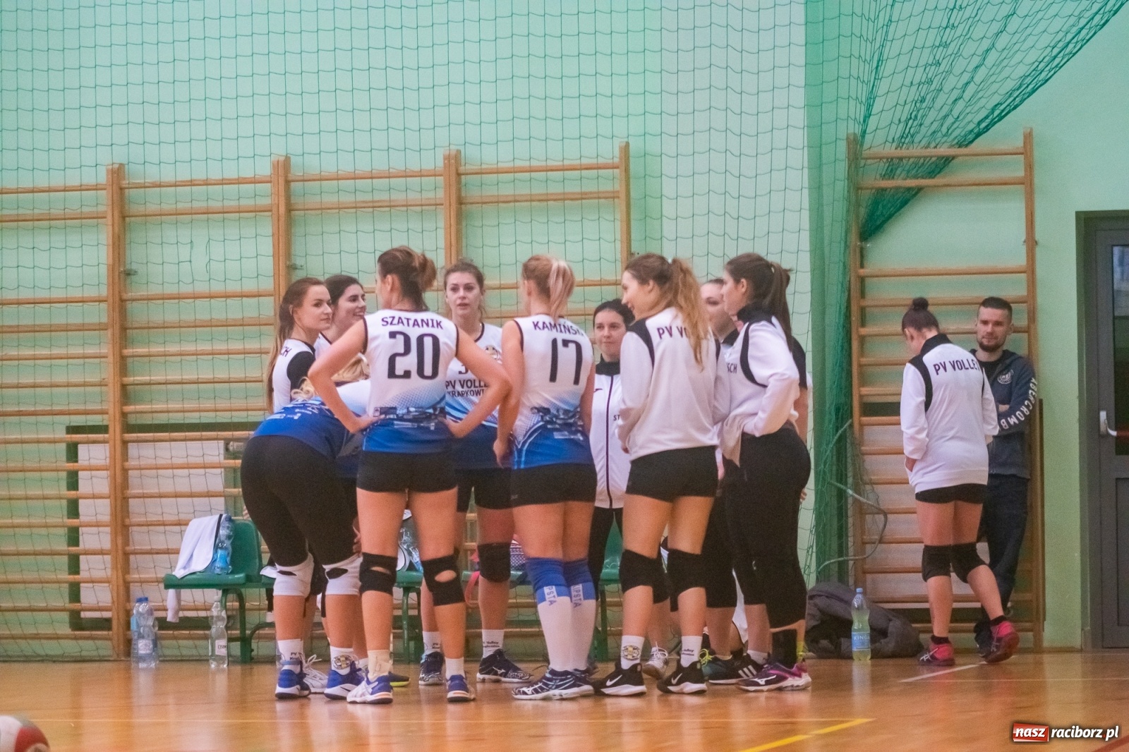 Zdjęcie w galerii na portalu naszraciborz.pl: RLPS. Drugi turniej kobiet w Arenie Rafako [FOTO i WIDEO] wiadomości z regionu