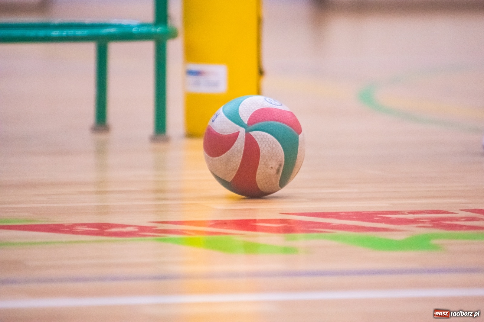 Zdjęcie w galerii na portalu naszraciborz.pl: RLPS. Drugi turniej kobiet w Arenie Rafako [FOTO i WIDEO] wiadomości z regionu