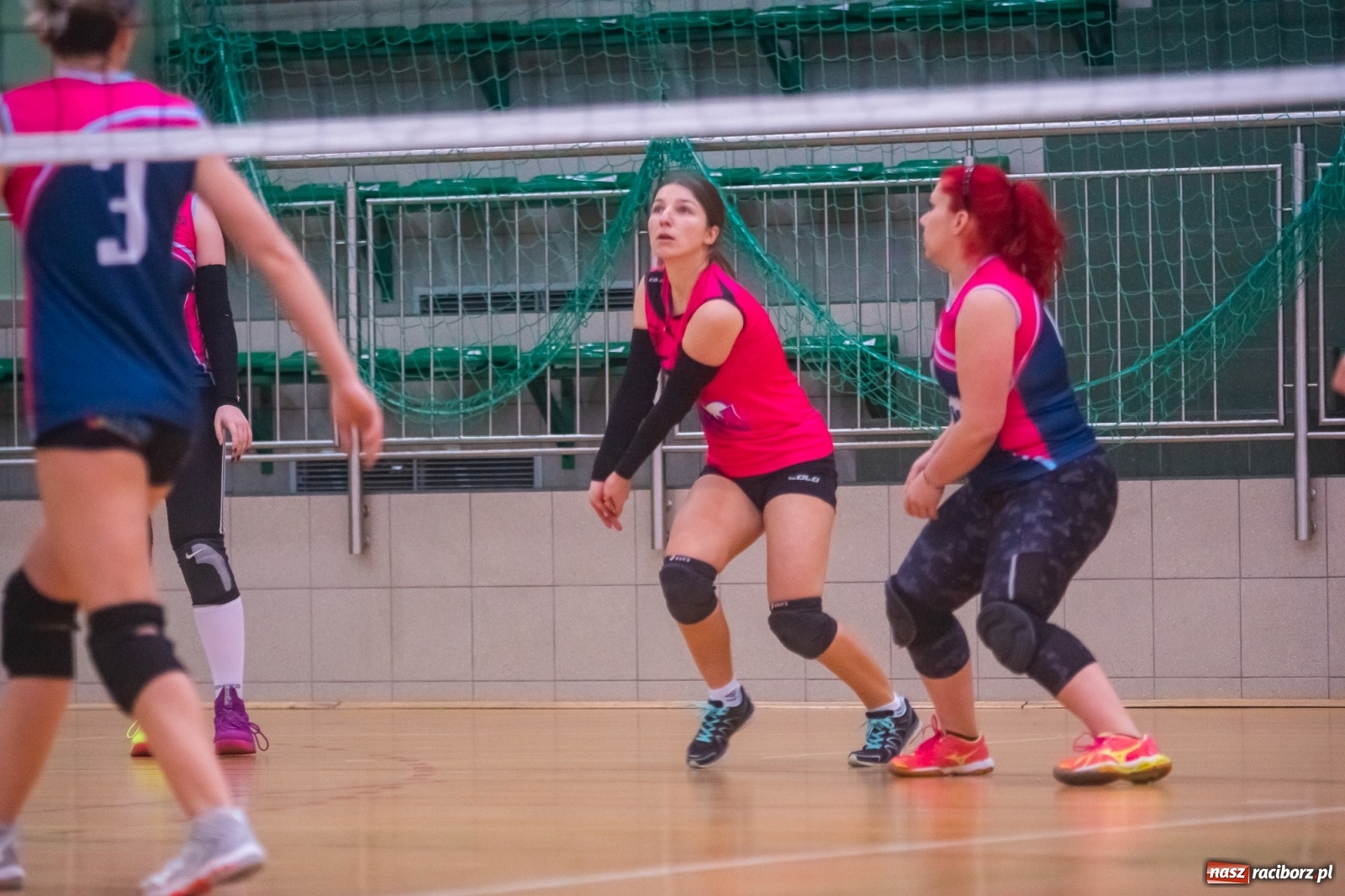Zdjęcie w galerii na portalu naszraciborz.pl: RLPS. Drugi turniej kobiet w Arenie Rafako [FOTO i WIDEO] wiadomości z regionu