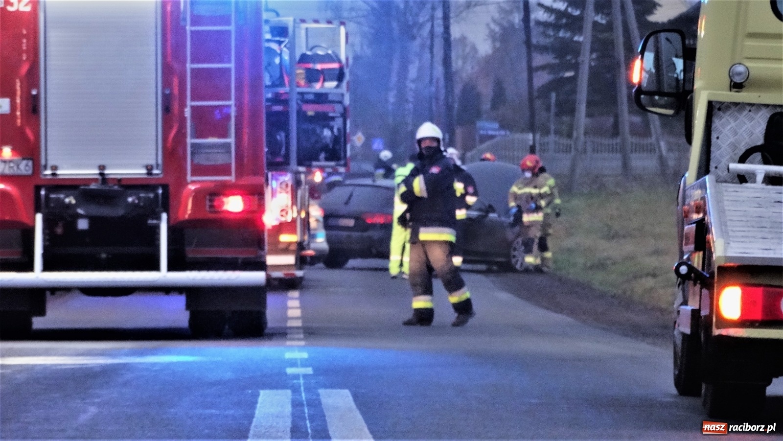 Zdjęcie w galerii na portalu naszraciborz.pl: Zderzenie pojazdów na granicy Markowic i Raszczyc [FOTO] wiadomości z regionu