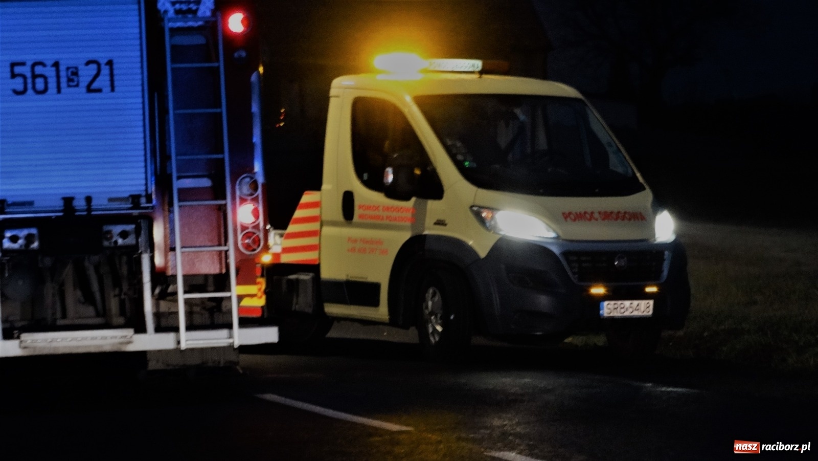 Zdjęcie w galerii na portalu naszraciborz.pl: Zderzenie pojazdów na granicy Markowic i Raszczyc [FOTO] wiadomości z regionu