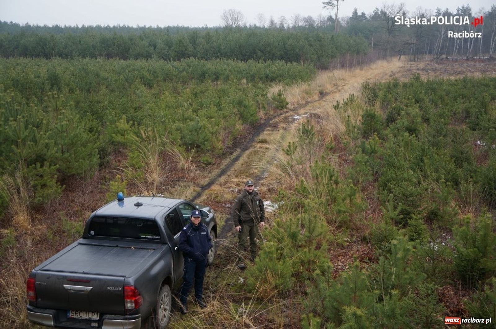 Zdjęcie w galerii na portalu naszraciborz.pl: Kuźniańscy policjanci i strażnicy leśni na wspólnych patrolach wiadomości z regionu