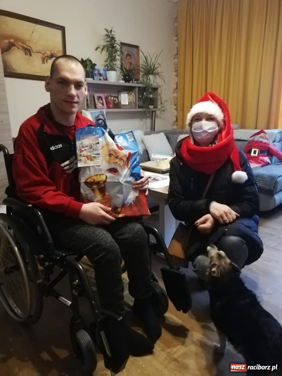 Zdjęcie w galerii na portalu naszraciborz.pl: Raciborski WTZ nie zapomina o podopiecznych wiadomości z regionu