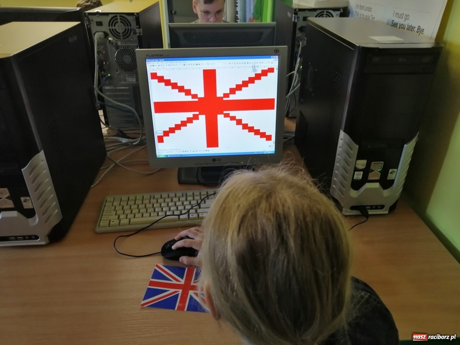 Zdjęcie w galerii na portalu naszraciborz.pl: Szkoła w Brzeźnicy w programie MEN - Gry komputerowe i wideo w szkołach wiadomości z regionu