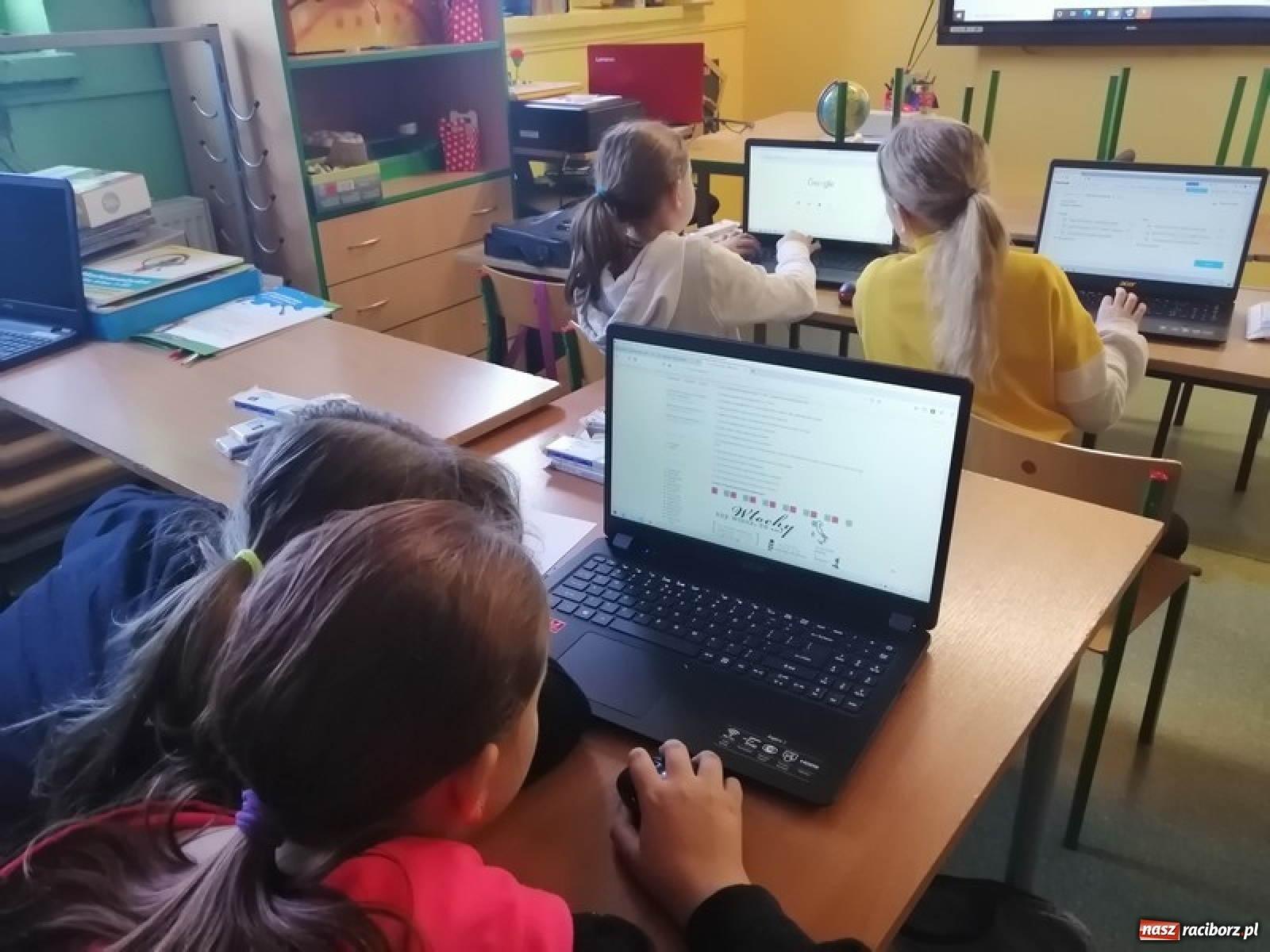 Zdjęcie w galerii na portalu naszraciborz.pl: Szkoła w Brzeźnicy w programie MEN - Gry komputerowe i wideo w szkołach wiadomości z regionu