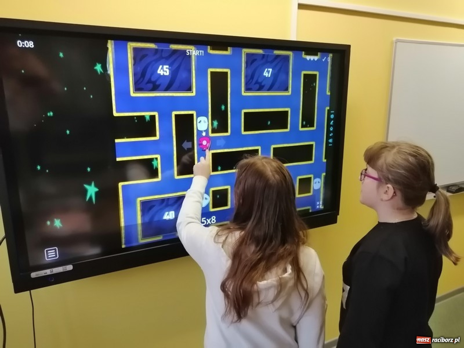 Zdjęcie w galerii na portalu naszraciborz.pl: Szkoła w Brzeźnicy w programie MEN - Gry komputerowe i wideo w szkołach wiadomości z regionu