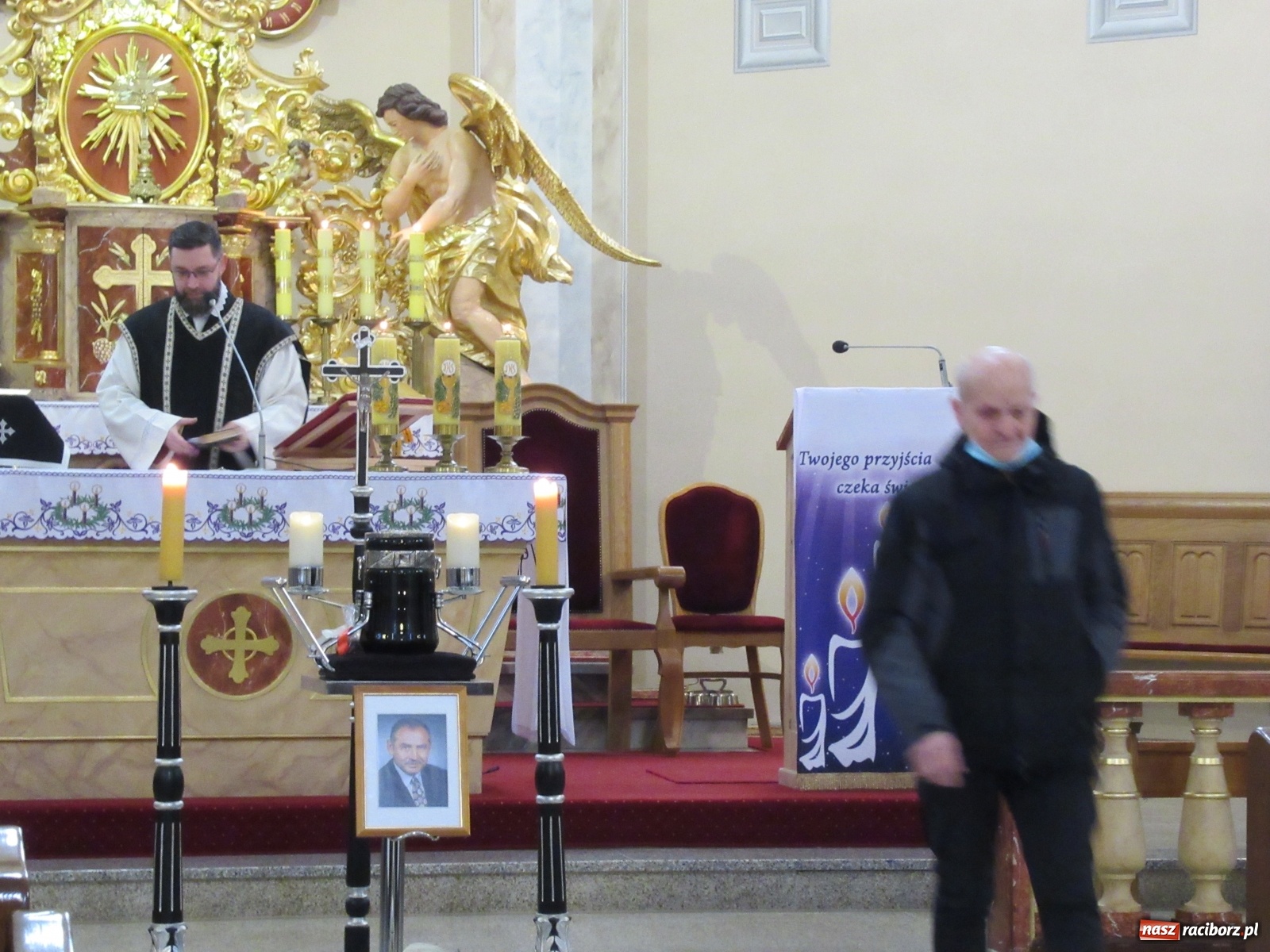 Zdjęcie w galerii na portalu naszraciborz.pl: W Samborowicach pożegnano śp. Józefa Sadowskiego wiadomości z regionu