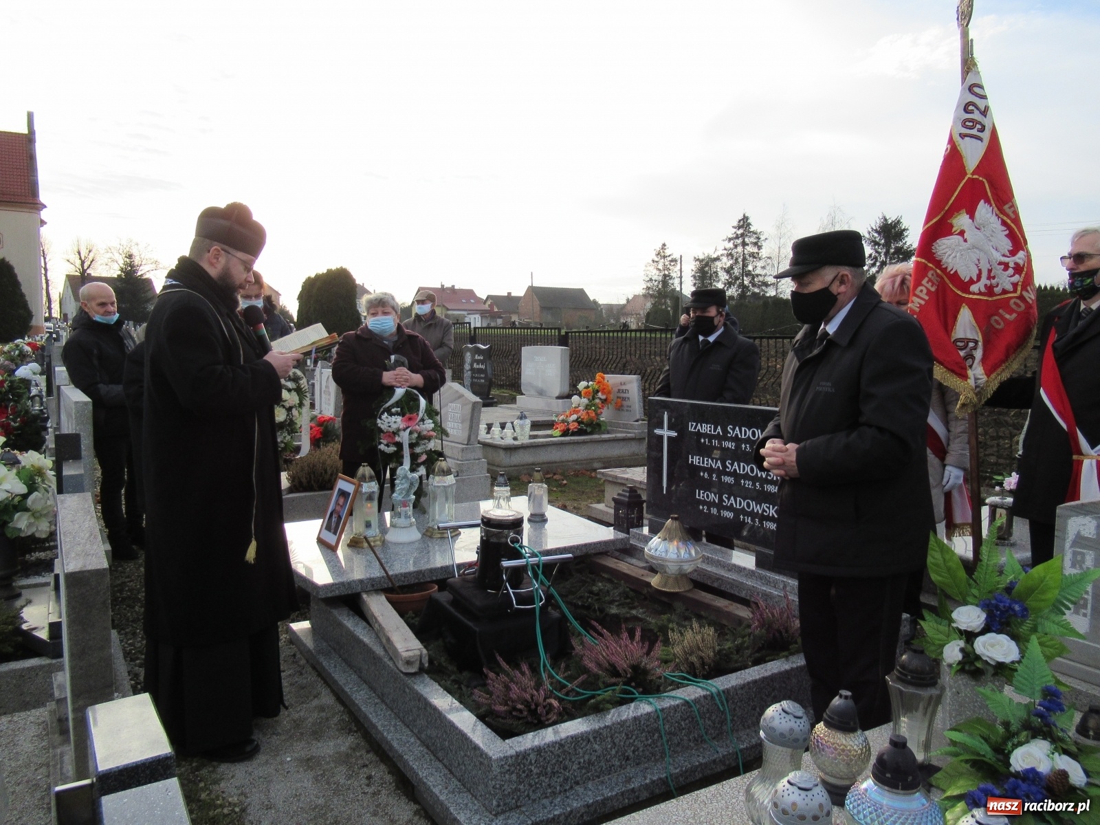 Zdjęcie w galerii na portalu naszraciborz.pl: W Samborowicach pożegnano śp. Józefa Sadowskiego wiadomości z regionu