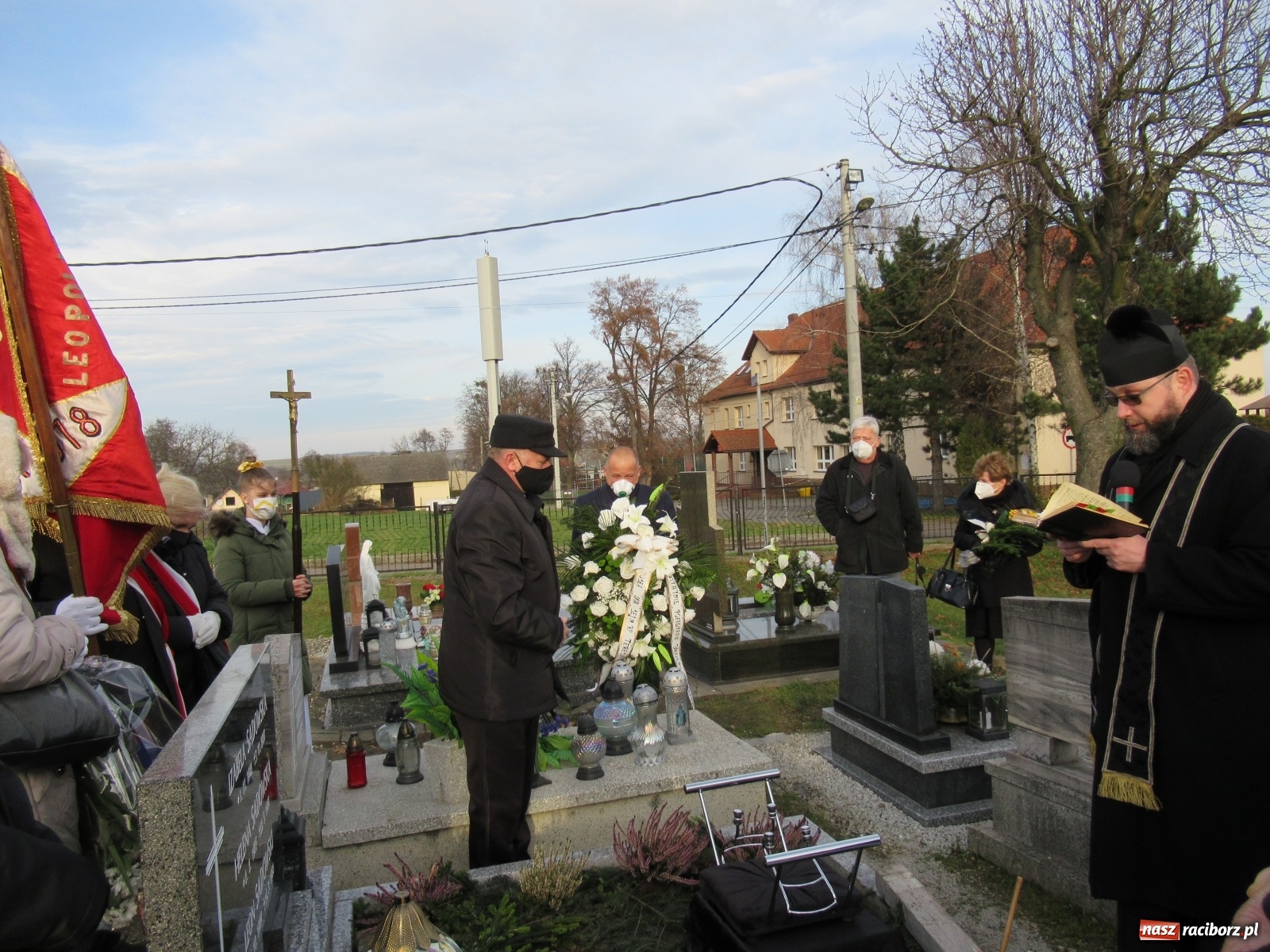 Zdjęcie w galerii na portalu naszraciborz.pl: W Samborowicach pożegnano śp. Józefa Sadowskiego wiadomości z regionu