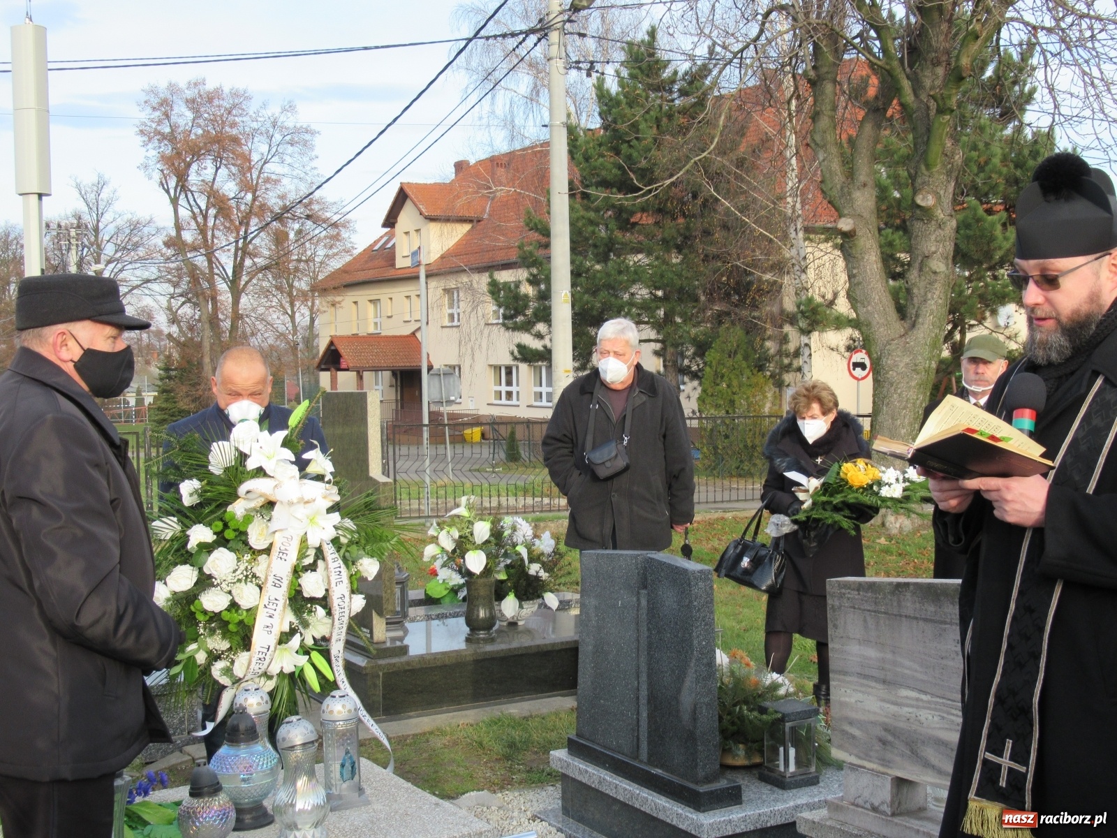 Zdjęcie w galerii na portalu naszraciborz.pl: W Samborowicach pożegnano śp. Józefa Sadowskiego wiadomości z regionu