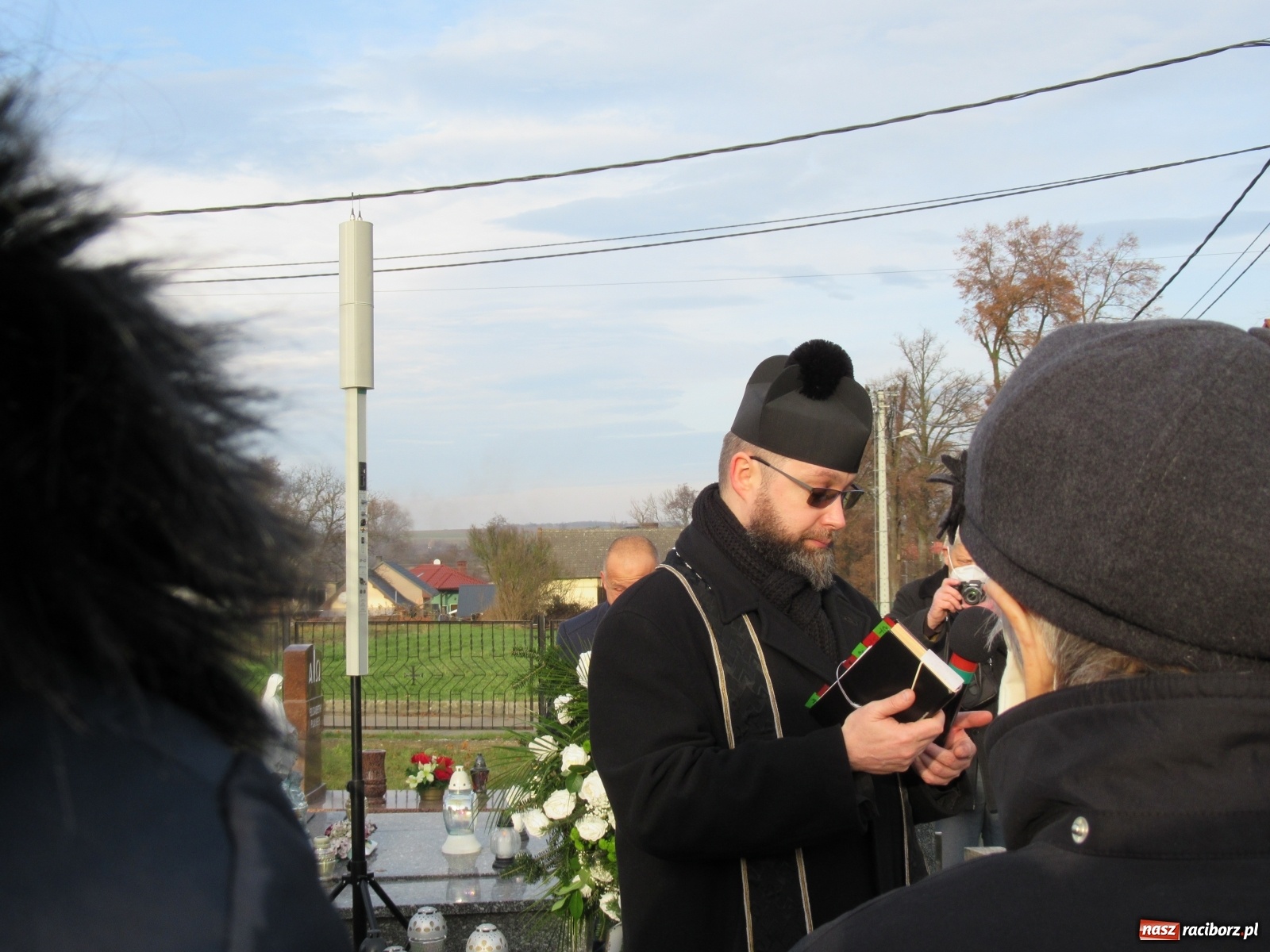 Zdjęcie w galerii na portalu naszraciborz.pl: W Samborowicach pożegnano śp. Józefa Sadowskiego wiadomości z regionu