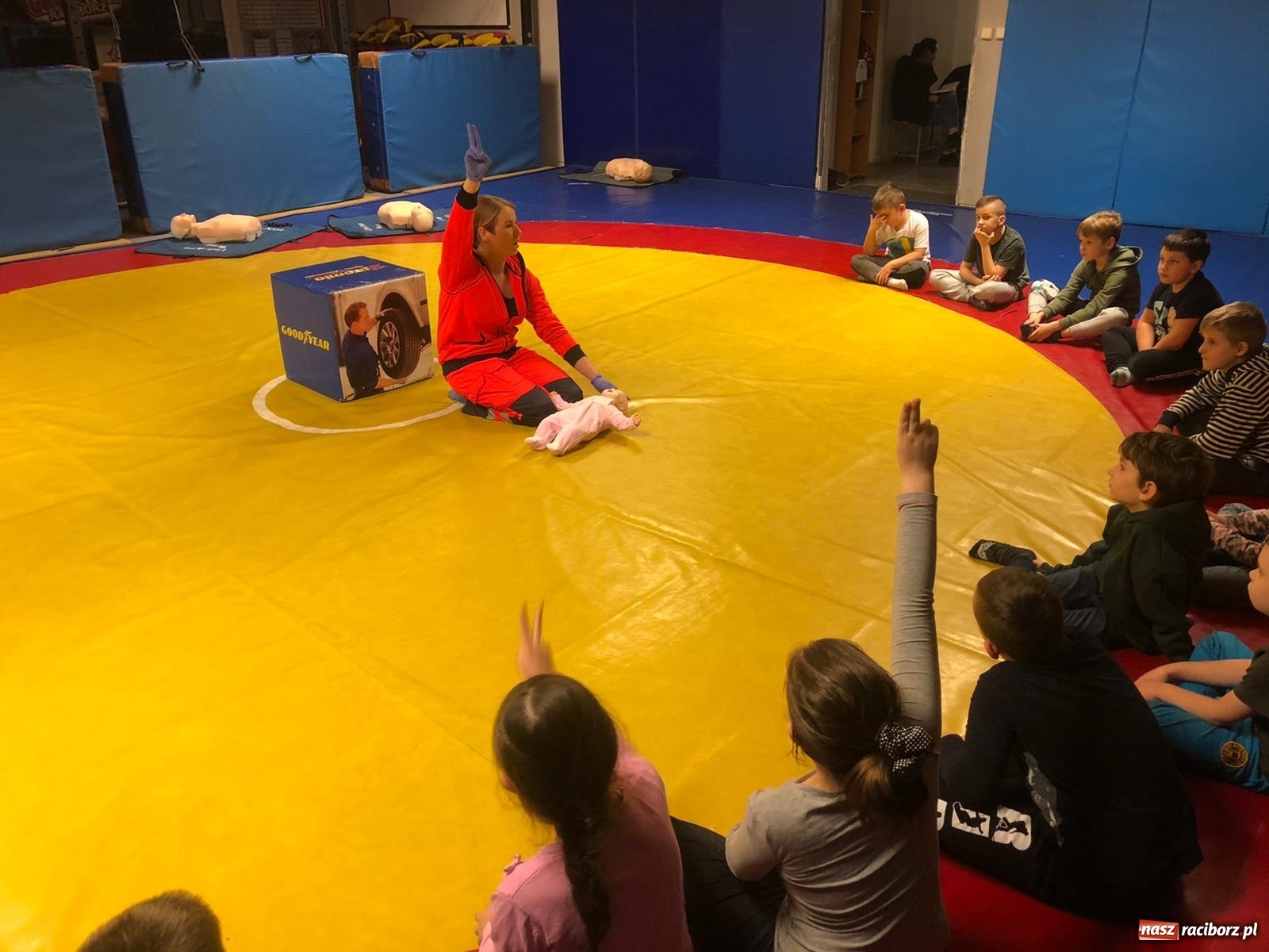 Zdjęcie w galerii na portalu naszraciborz.pl: Kolejne zajęcia profilaktyczne w Klubie Łamator wiadomości z regionu