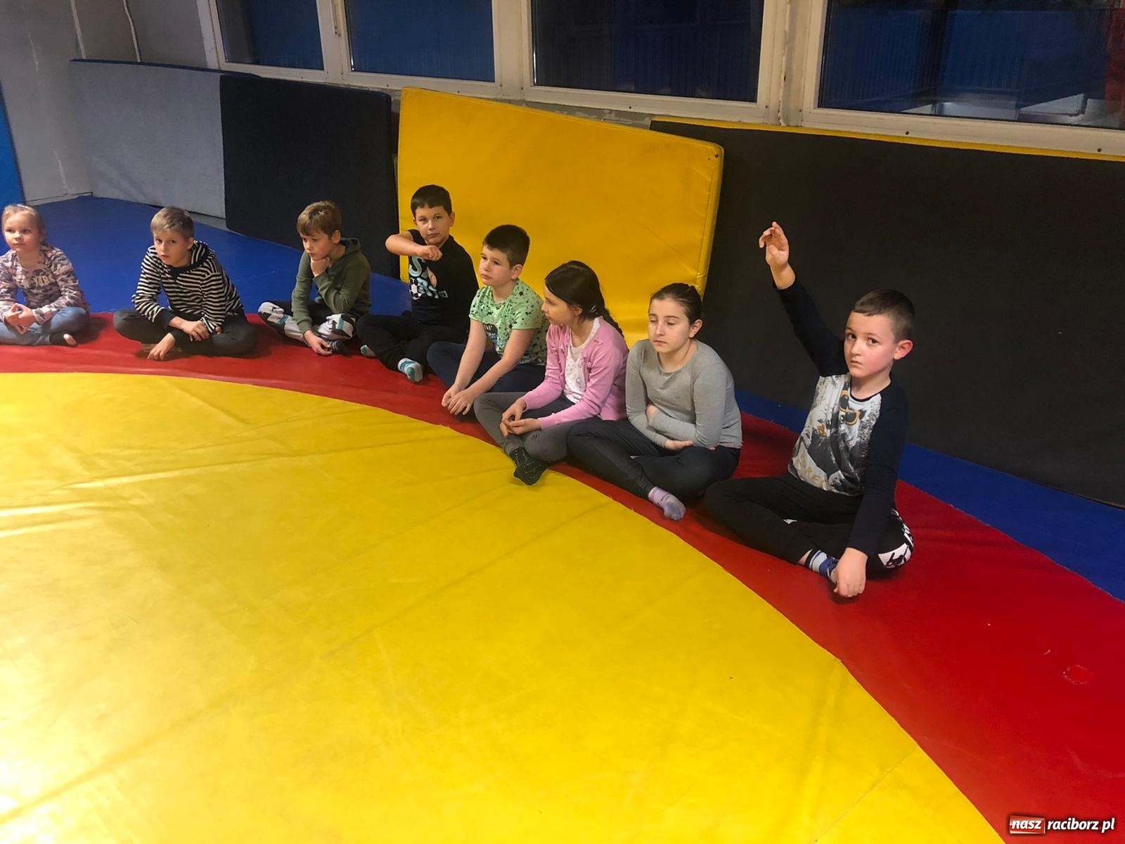 Zdjęcie w galerii na portalu naszraciborz.pl: Kolejne zajęcia profilaktyczne w Klubie Łamator wiadomości z regionu