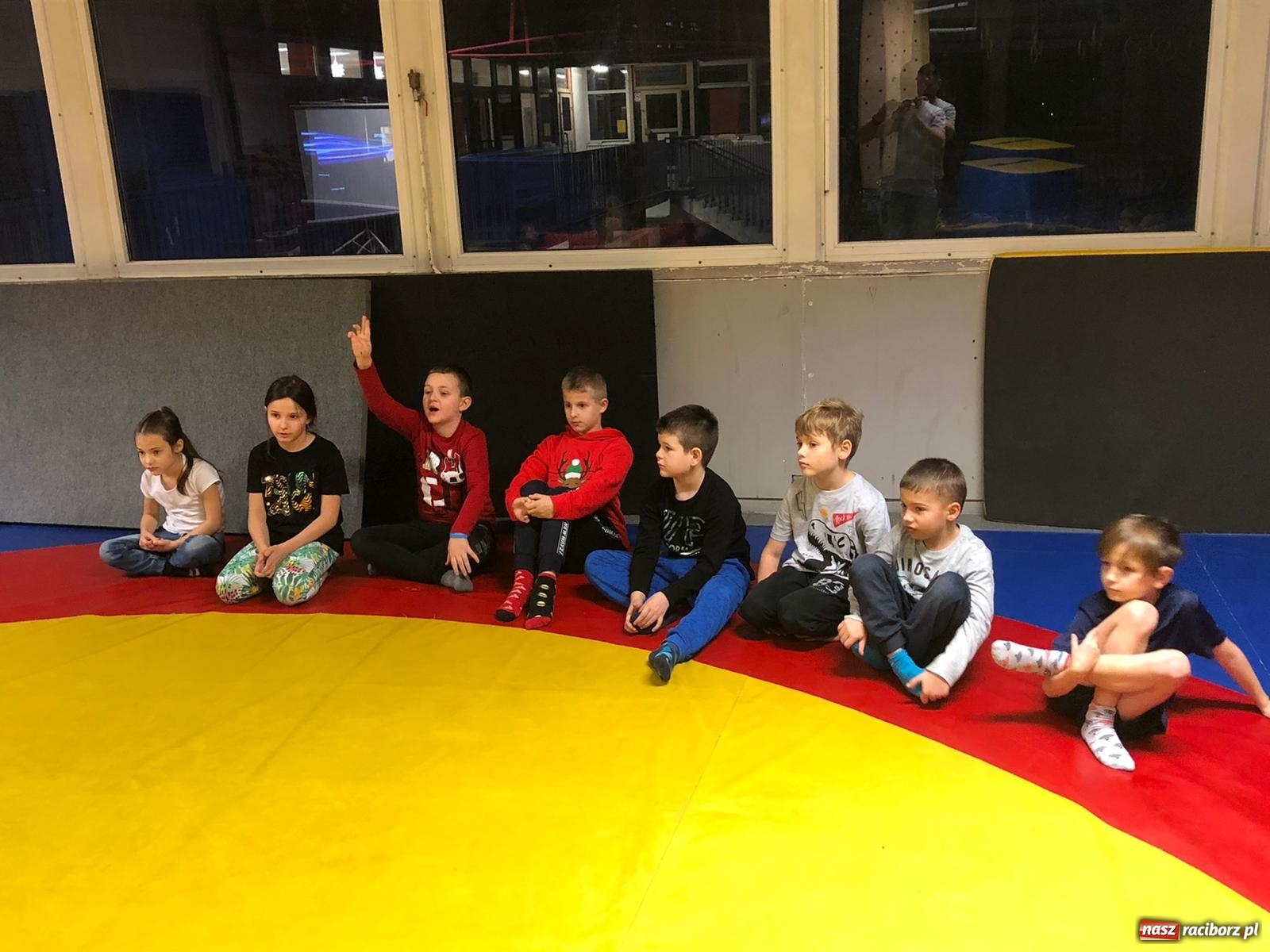 Zdjęcie w galerii na portalu naszraciborz.pl: Kolejne zajęcia profilaktyczne w Klubie Łamator wiadomości z regionu