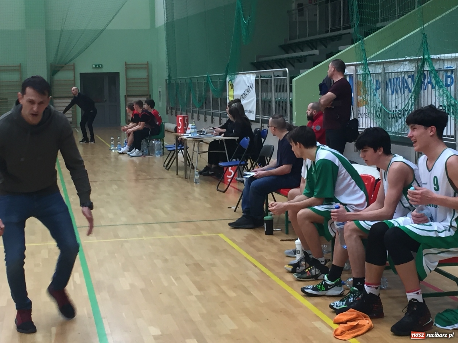 Zdjęcie w galerii na portalu naszraciborz.pl: Pechowa niedziela młodych koszykarzy z Raciborza wiadomości z regionu